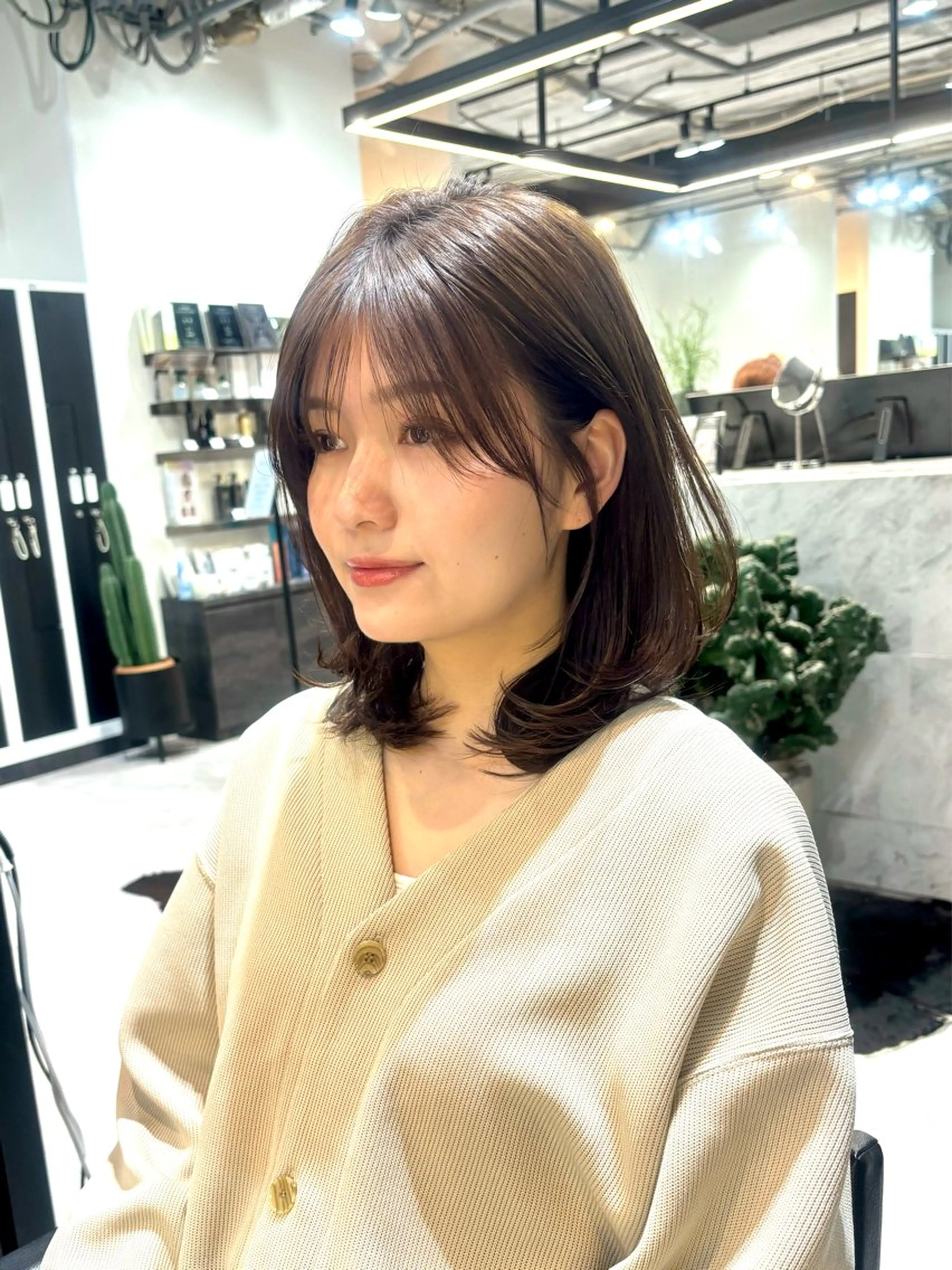 ミディアム 小田 桜のヘアスタイル