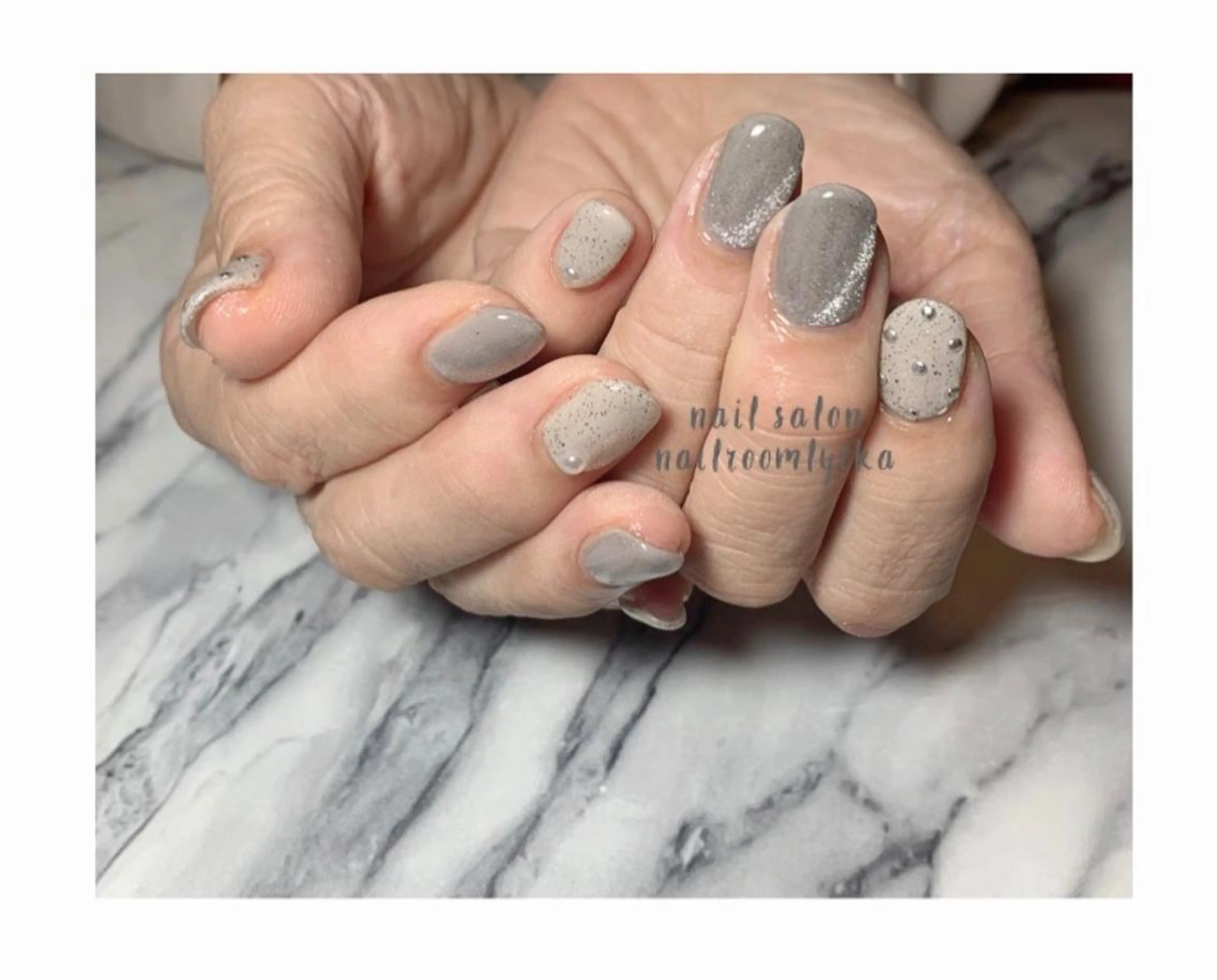 ネイル ﾈｲﾙﾙｰﾑﾘｯｶ 𝐦𝐚𝐲𝐮のネイルデザイン