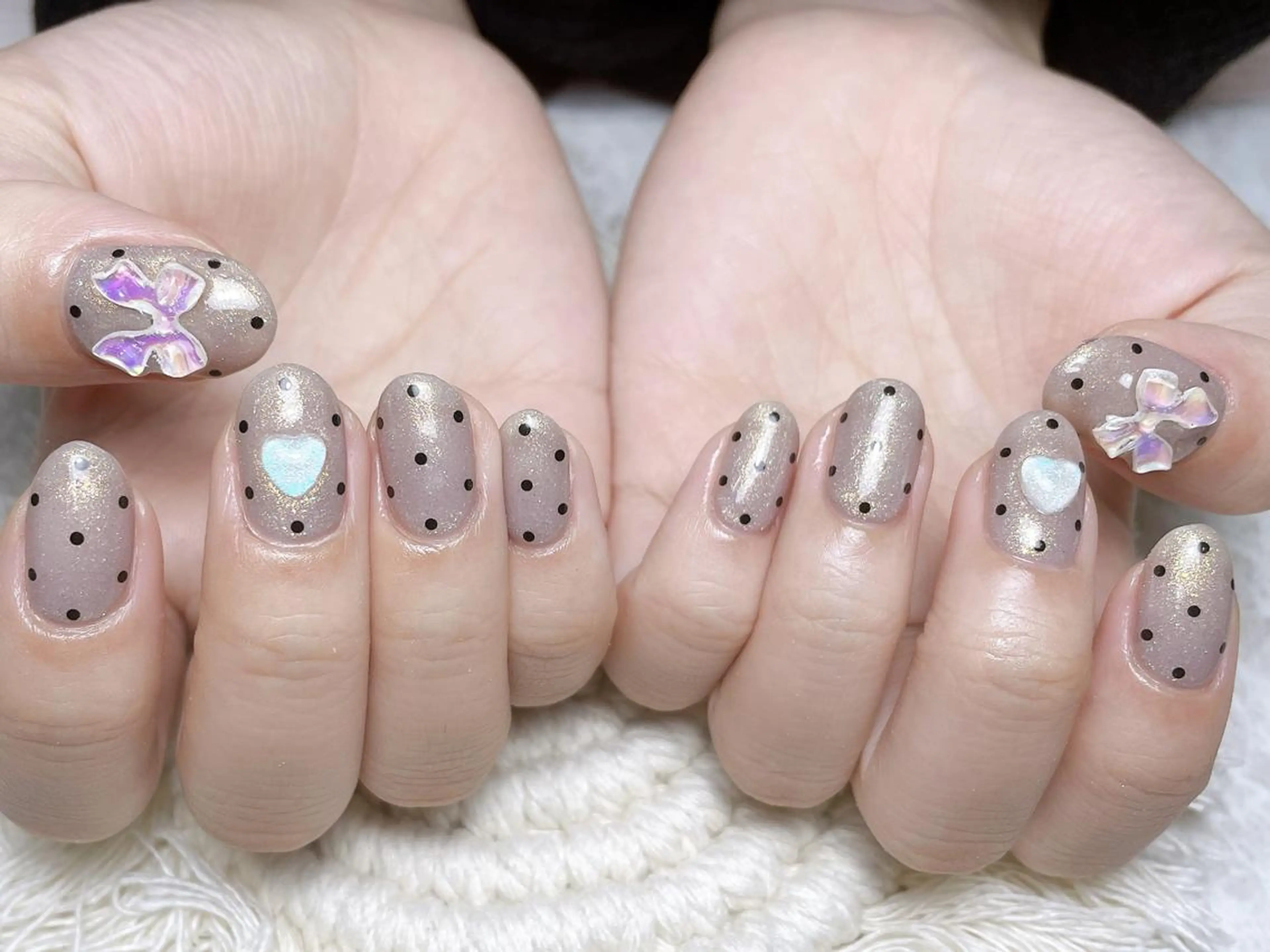 ネイル Elegant beautyルイのネイルデザイン