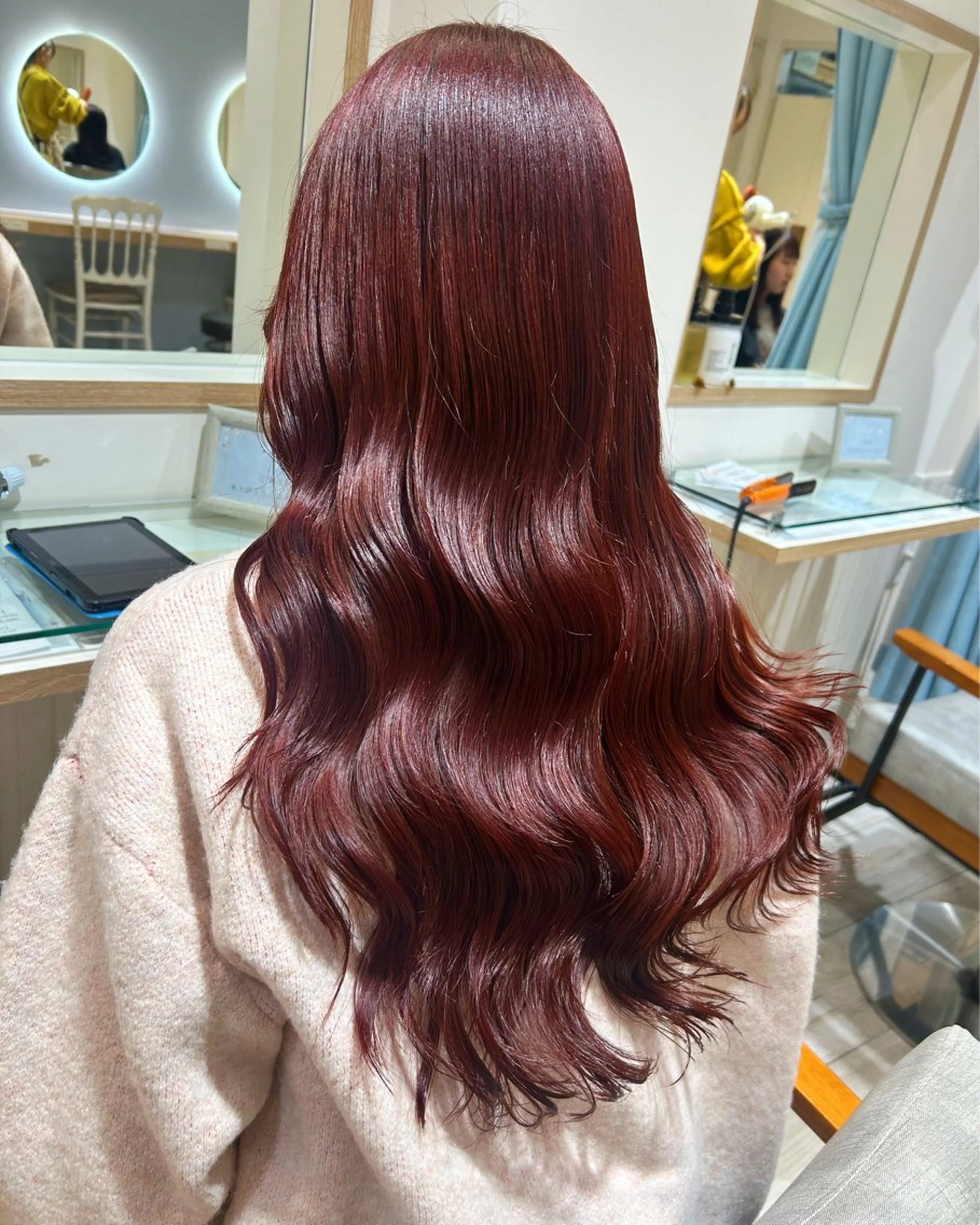 ロング カラー ヘアカラー トリートメント 大川 夏実のヘアスタイル