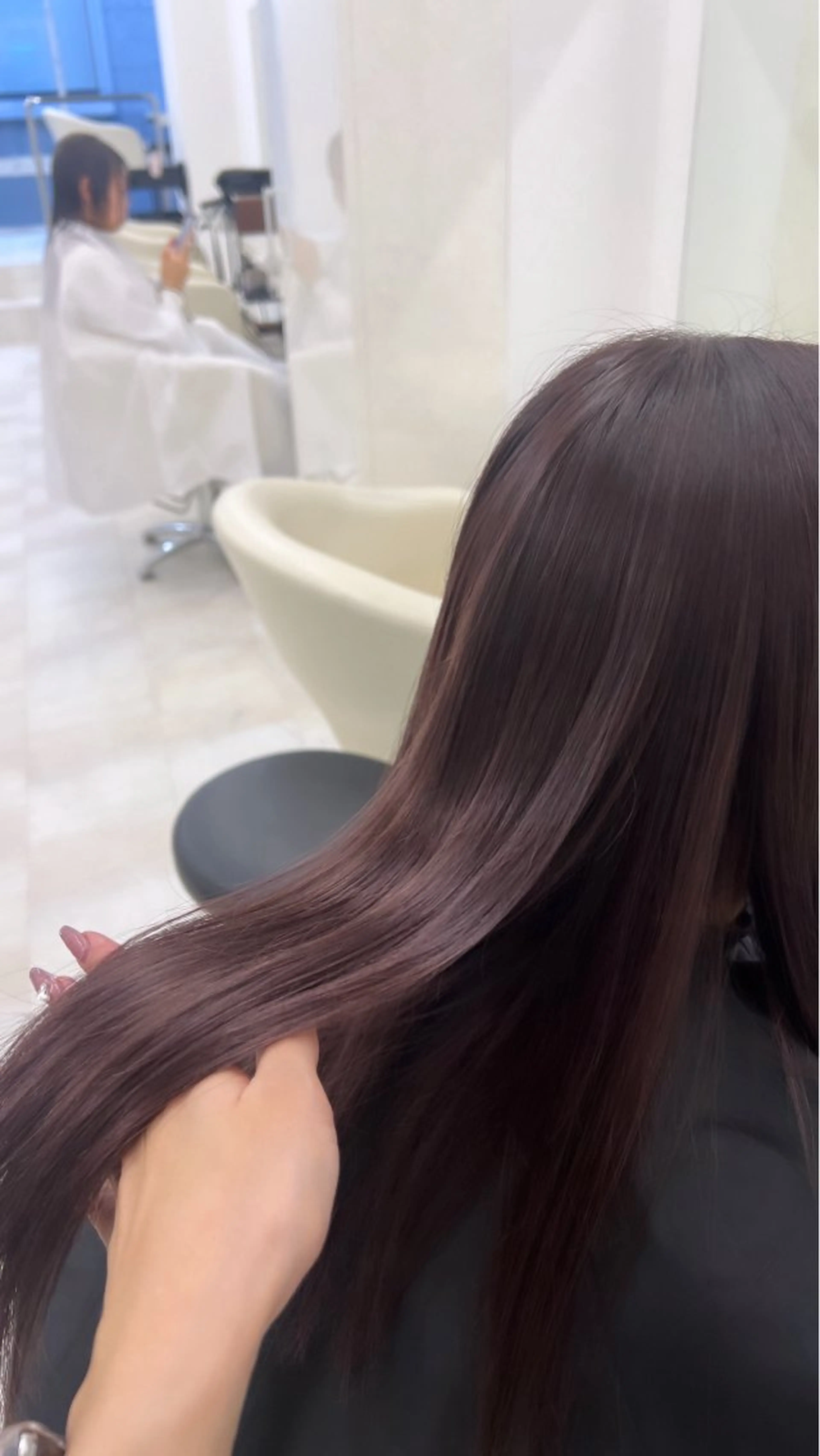 ミディアム カラー リコ ハッシュカット 韓国レイヤーのヘアスタイル