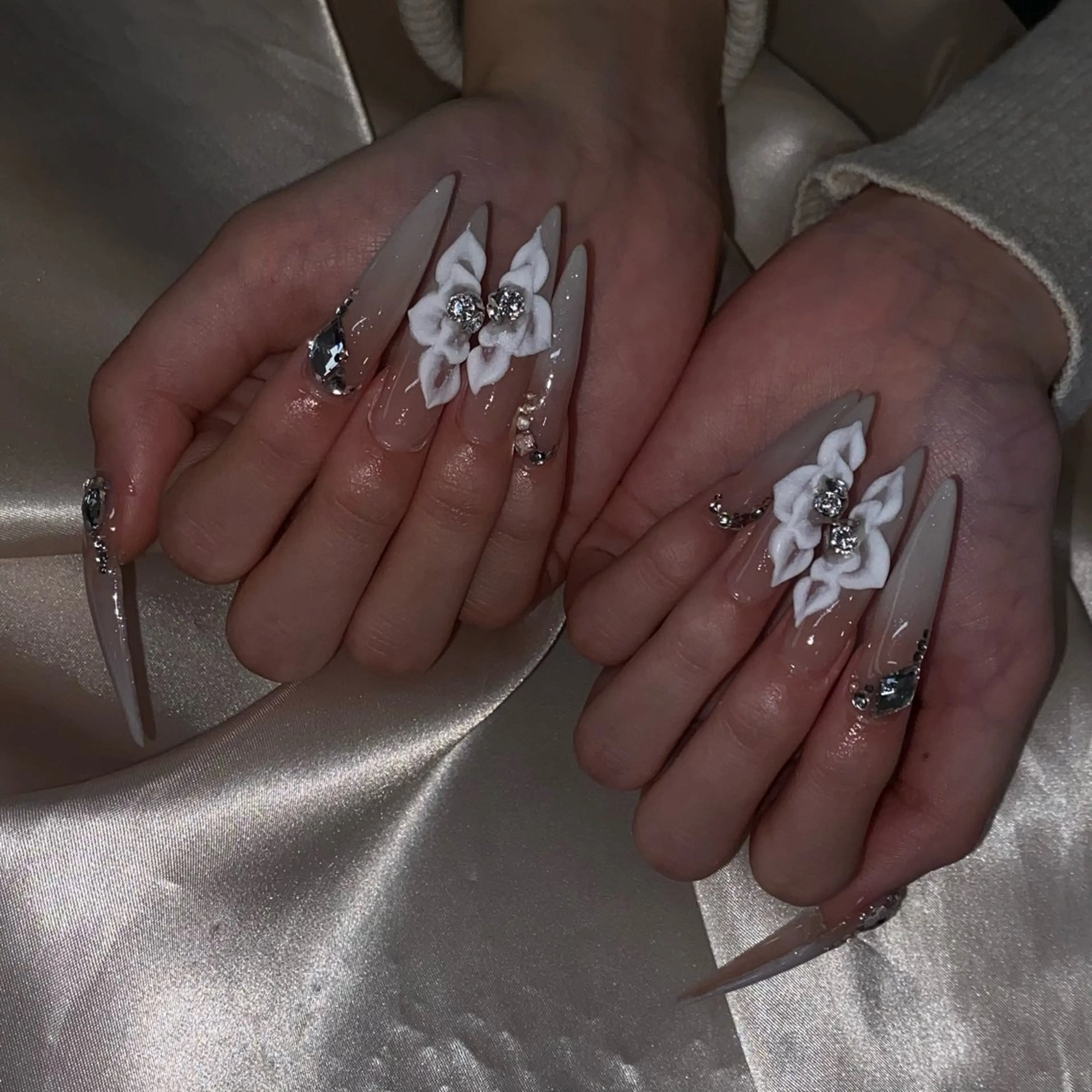 ネイル ハンドネイル la vie Luire ｱｽｶのネイルデザイン