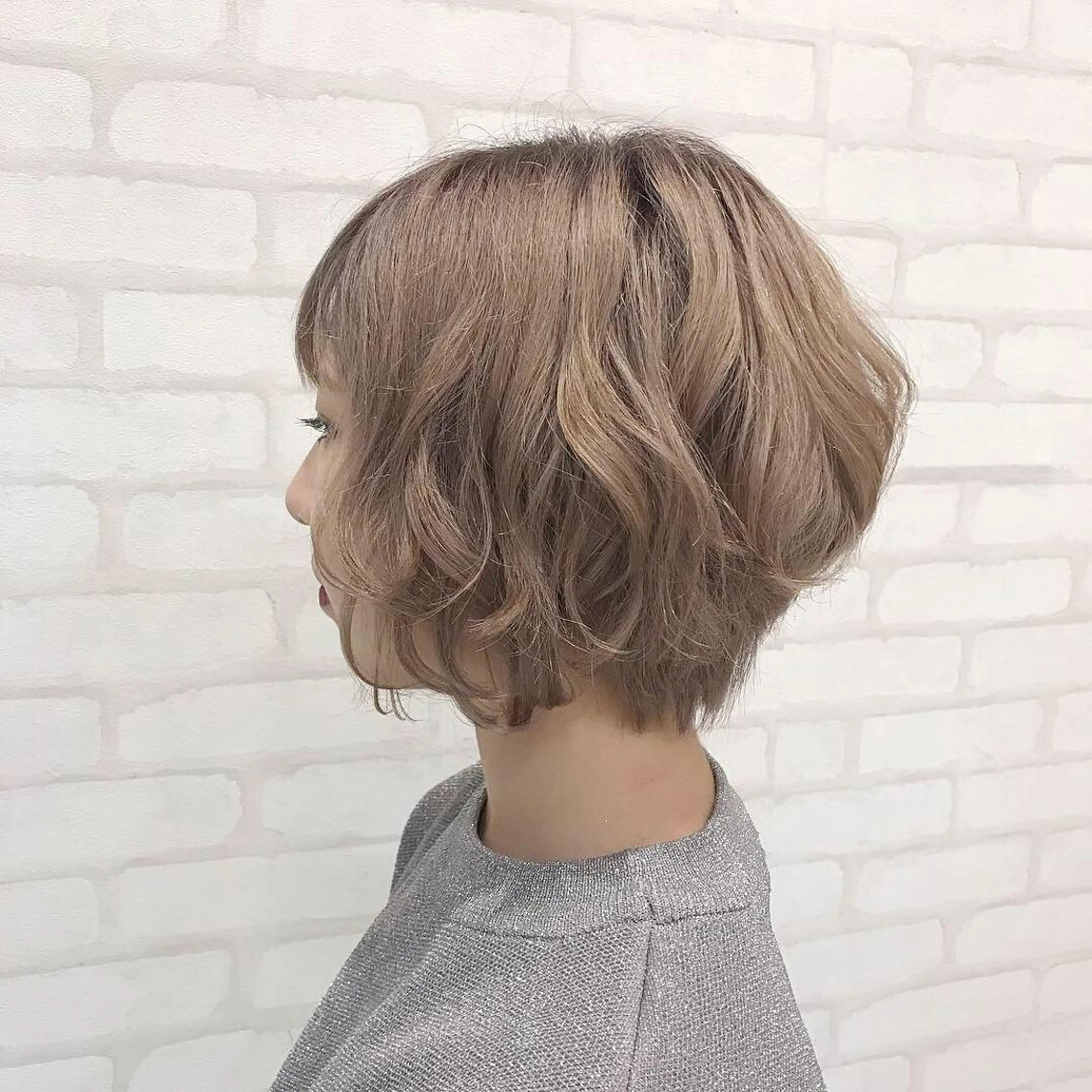 ショート カラー 中川 拓弥のヘアスタイル