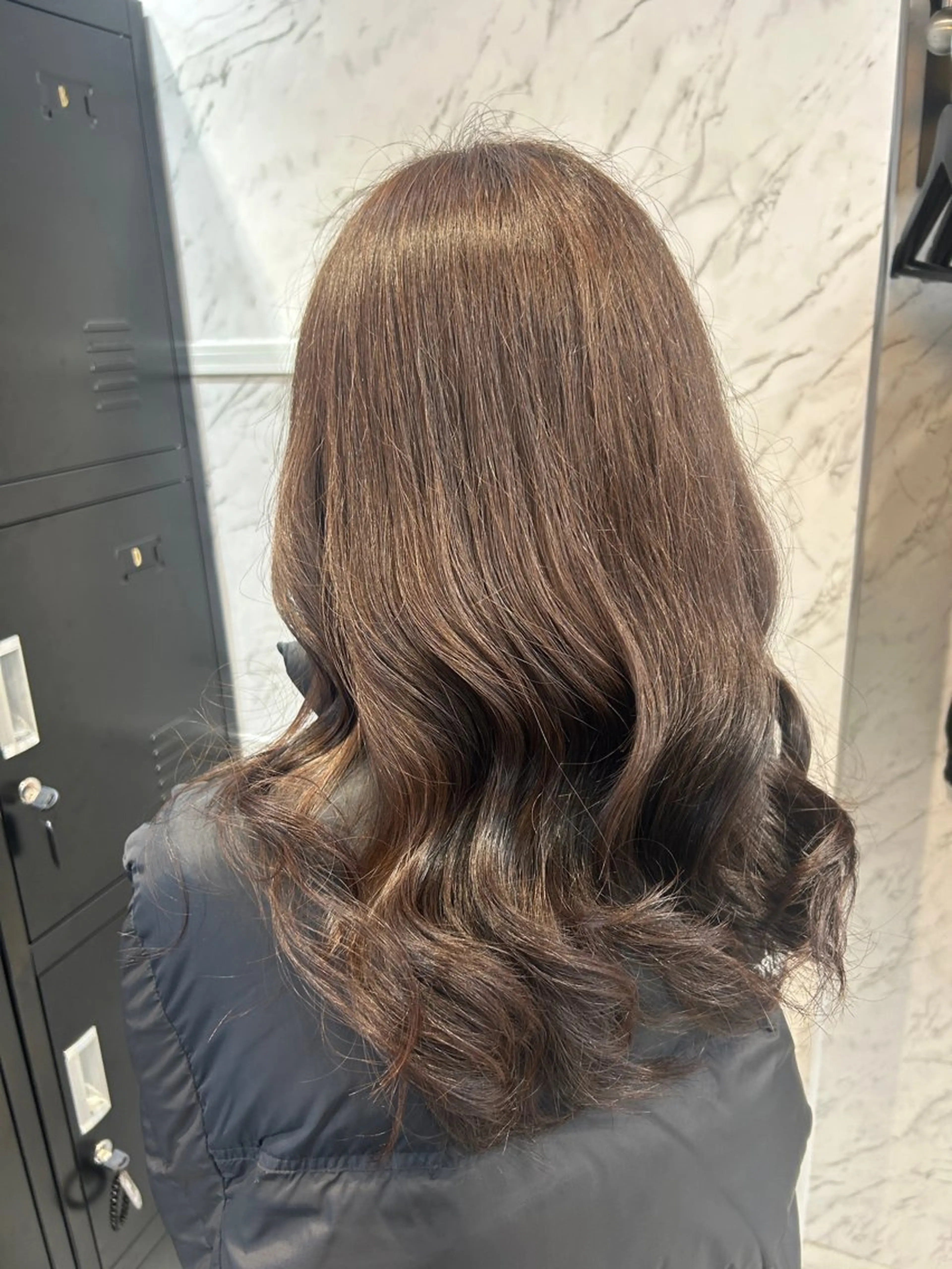 ロング カラー ブリーチ 透明感カラー ダブルカラー ブリーチなしカラー ヘアカラー カット¥1100 ✂️MIUのヘアスタイル