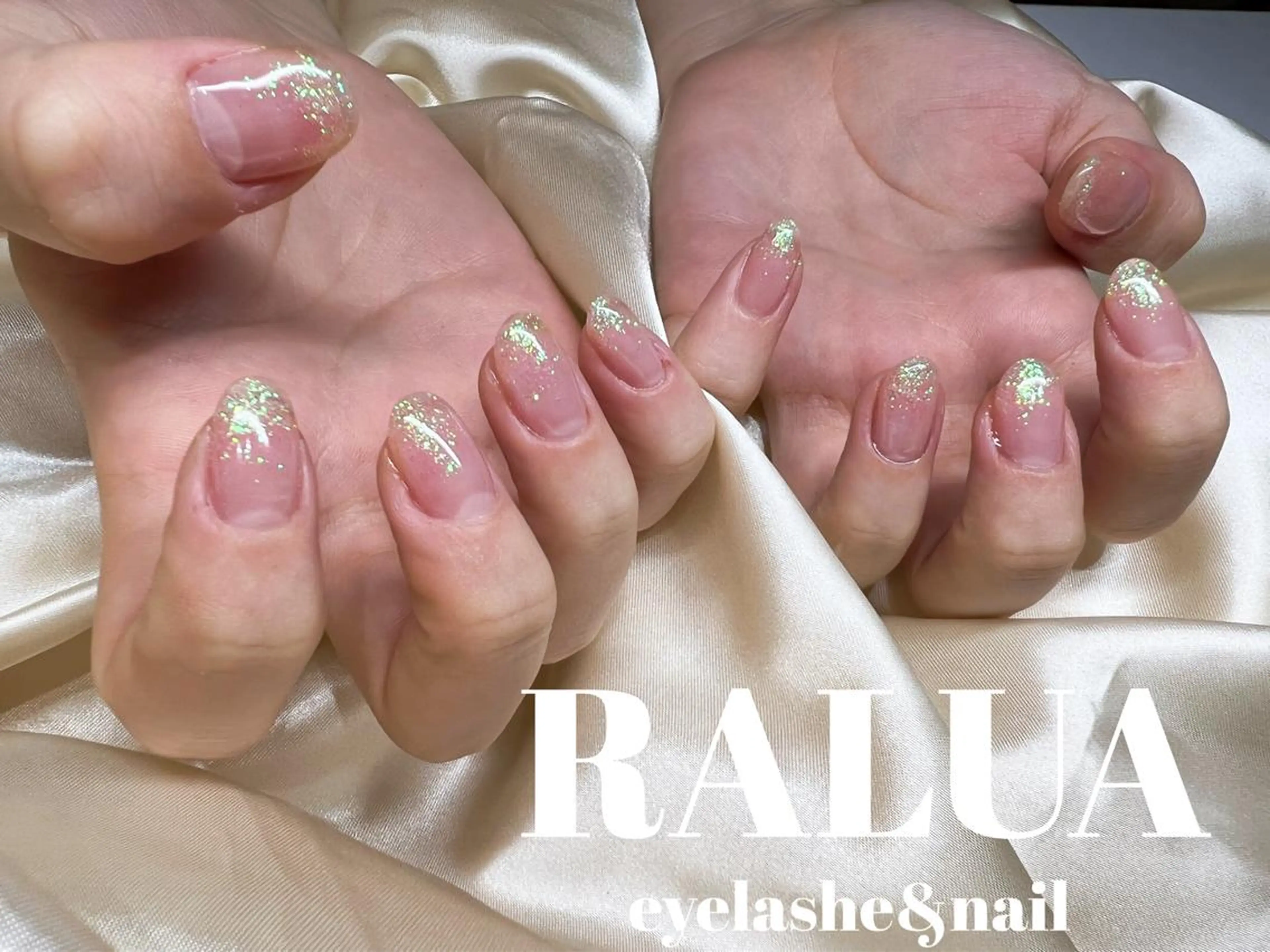 ネイル RALUA shiori🐰のネイルデザイン