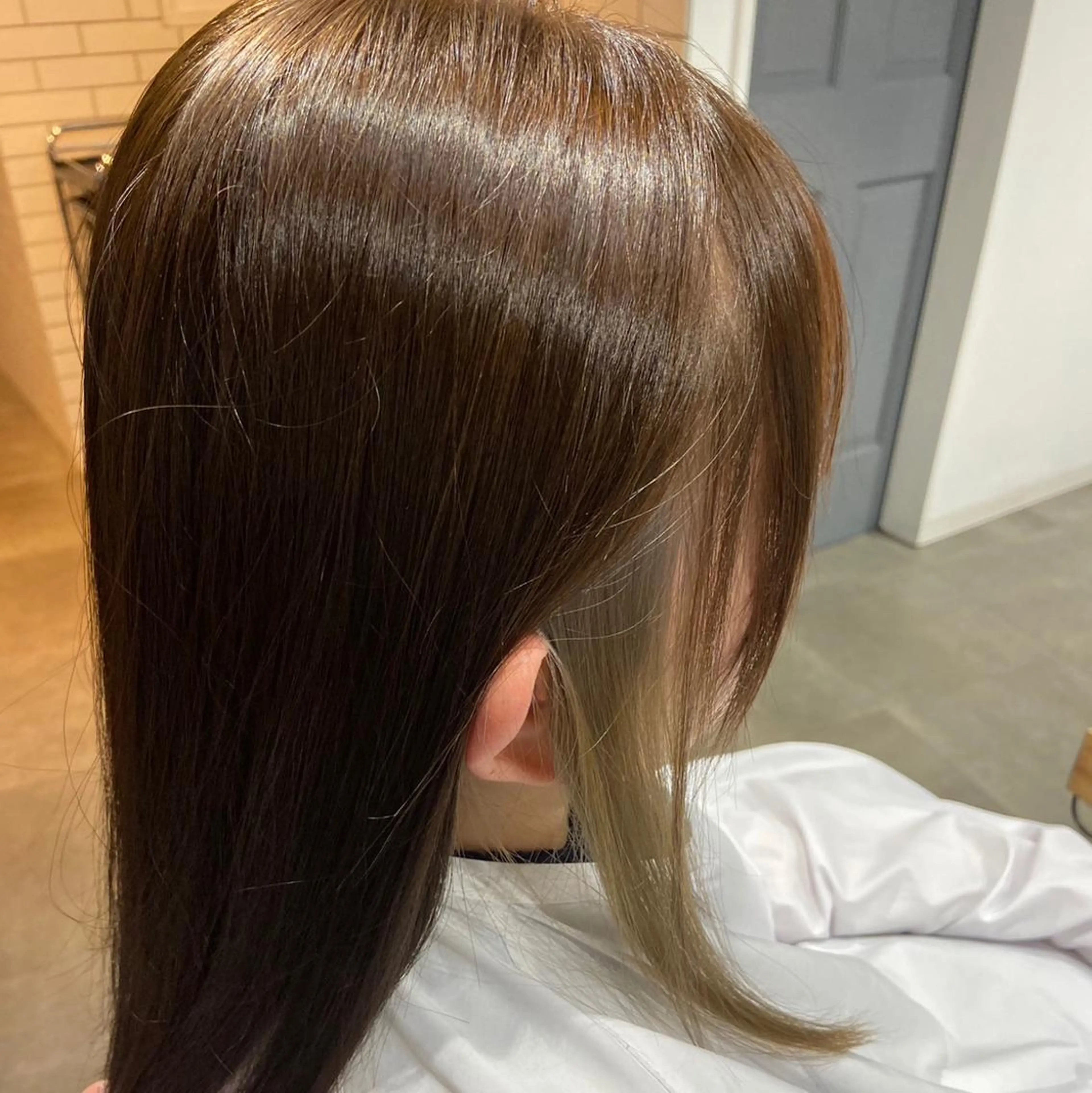 ミディアム カラー イヤリングカラー 安岡美咲✂︎ 艶カラー/髪質改善のヘアスタイル