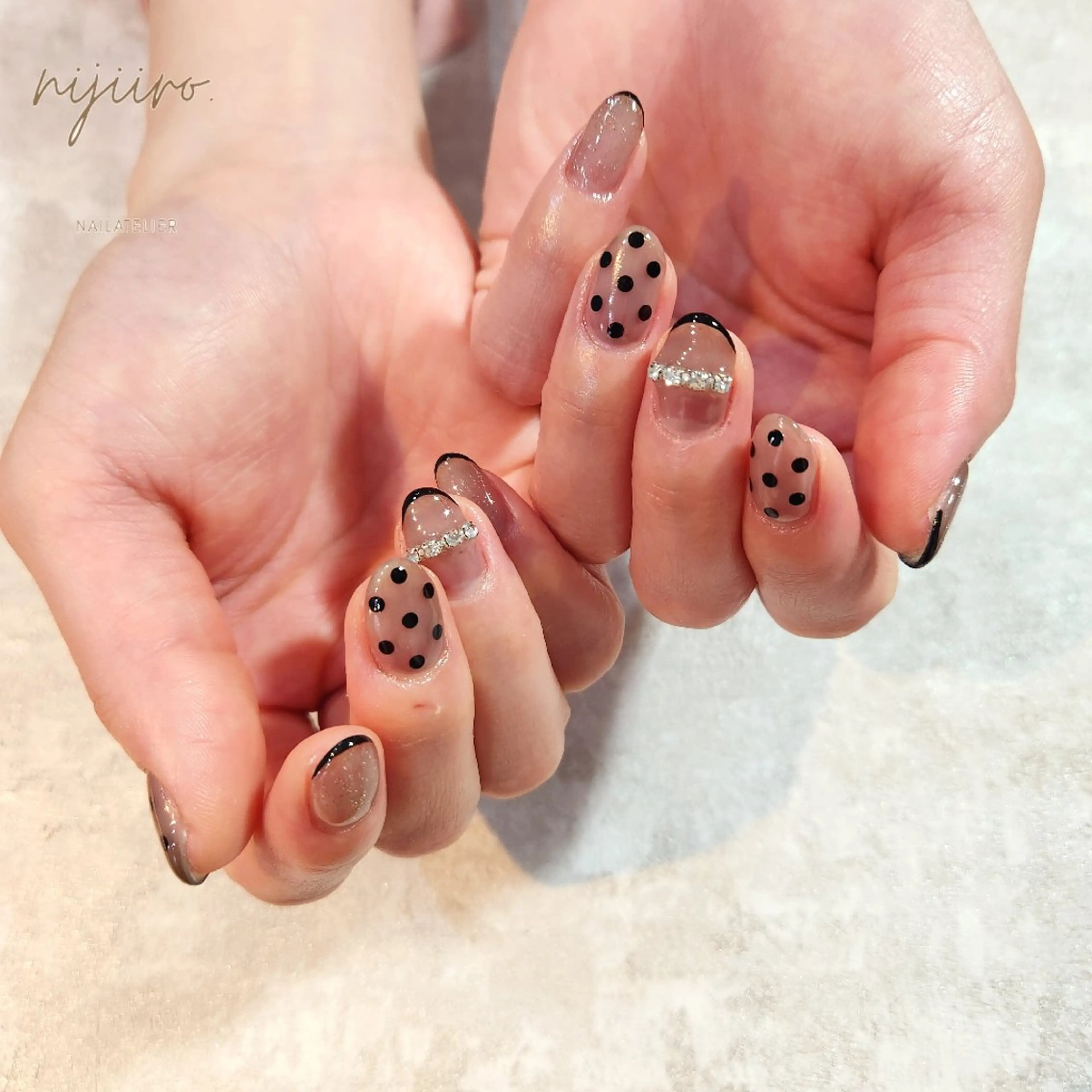 ネイル ハンドネイル nailatelier nijiiro.所属・nijiiro🌈 サトウのネイルデザイン