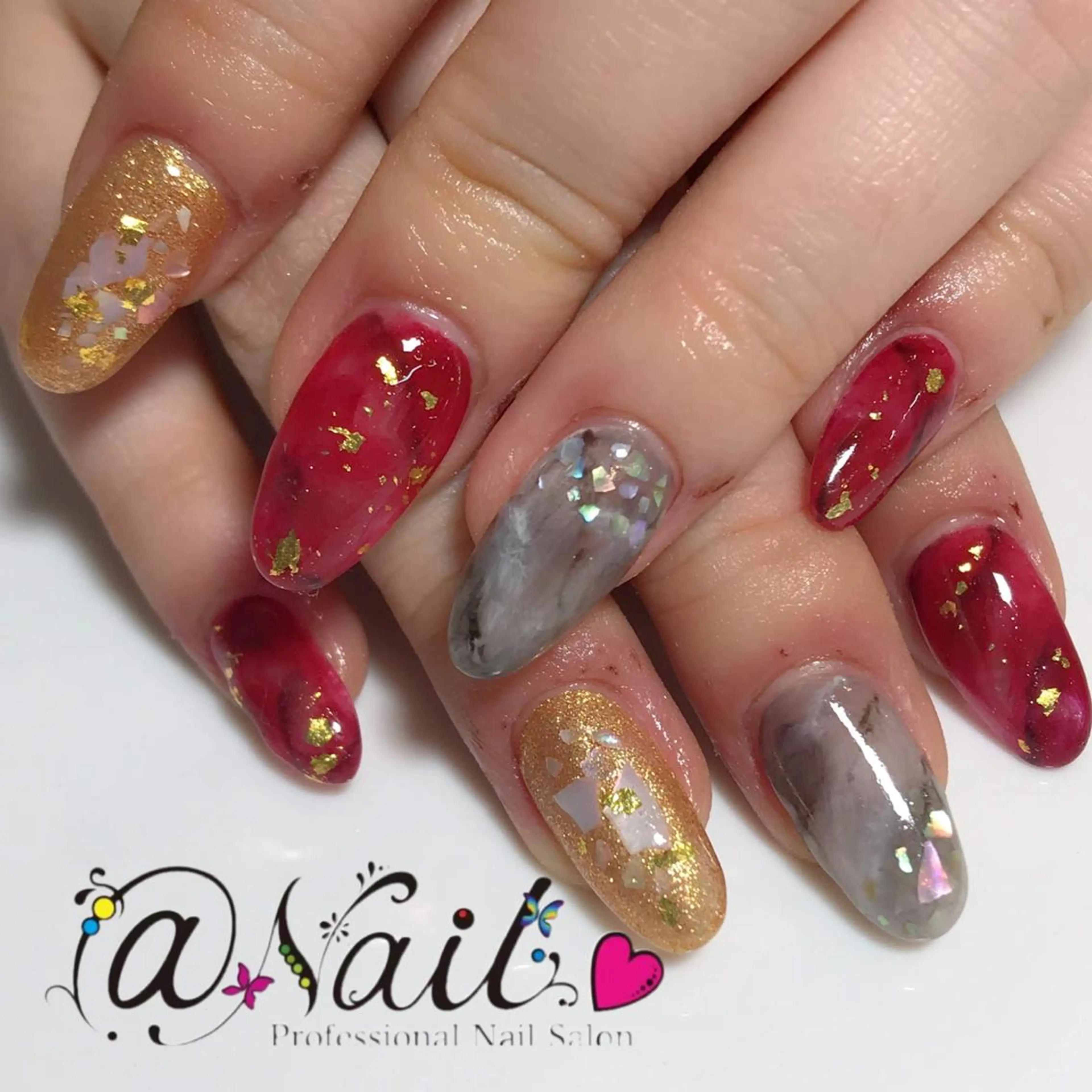 ネイル 小尾 栞のネイルデザイン