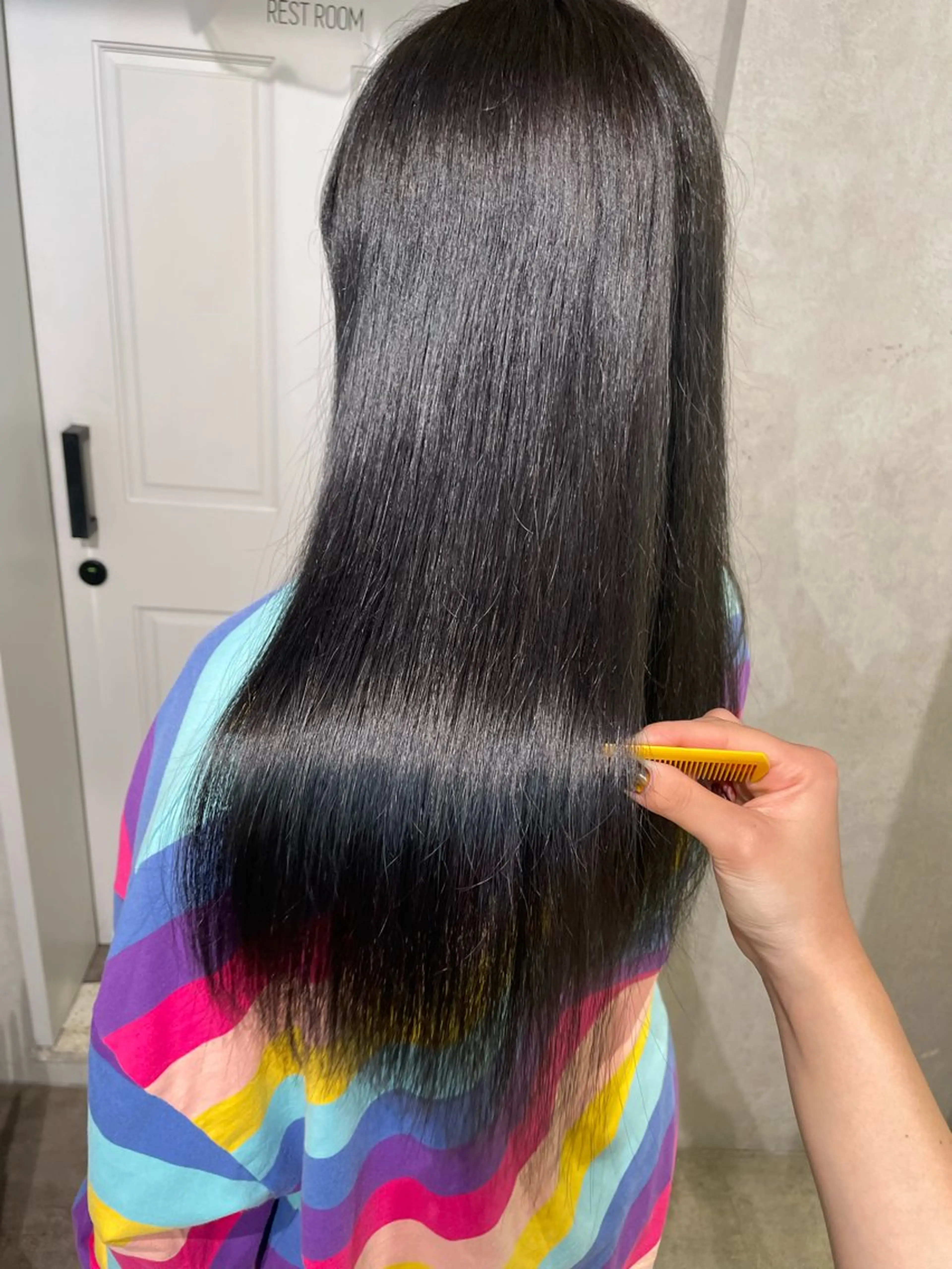 セミロング カラー 透明感カラー ヘアカラー ナチュラル透明感🌱 小山美樹子のヘアスタイル