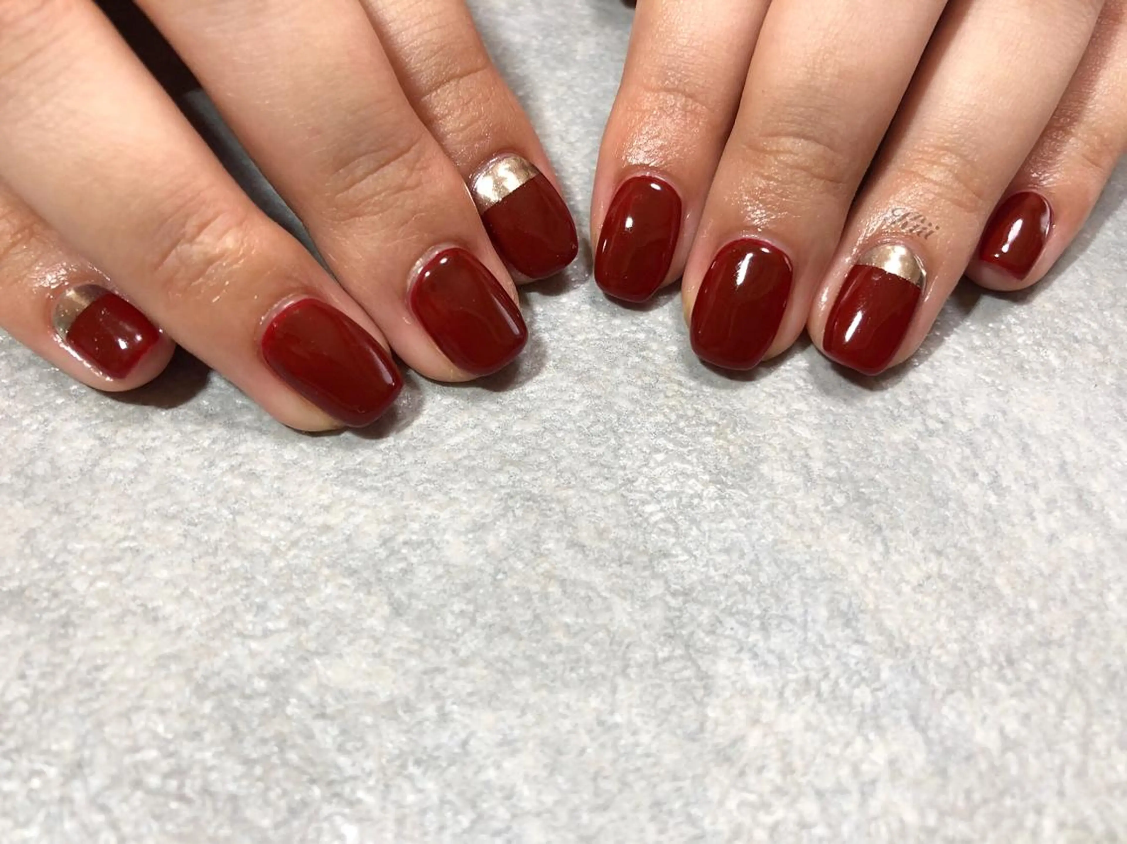 ネイル アートネイル ボルドー ハンドネイル フットネイル kiii.__ ✴︎*のネイルデザイン