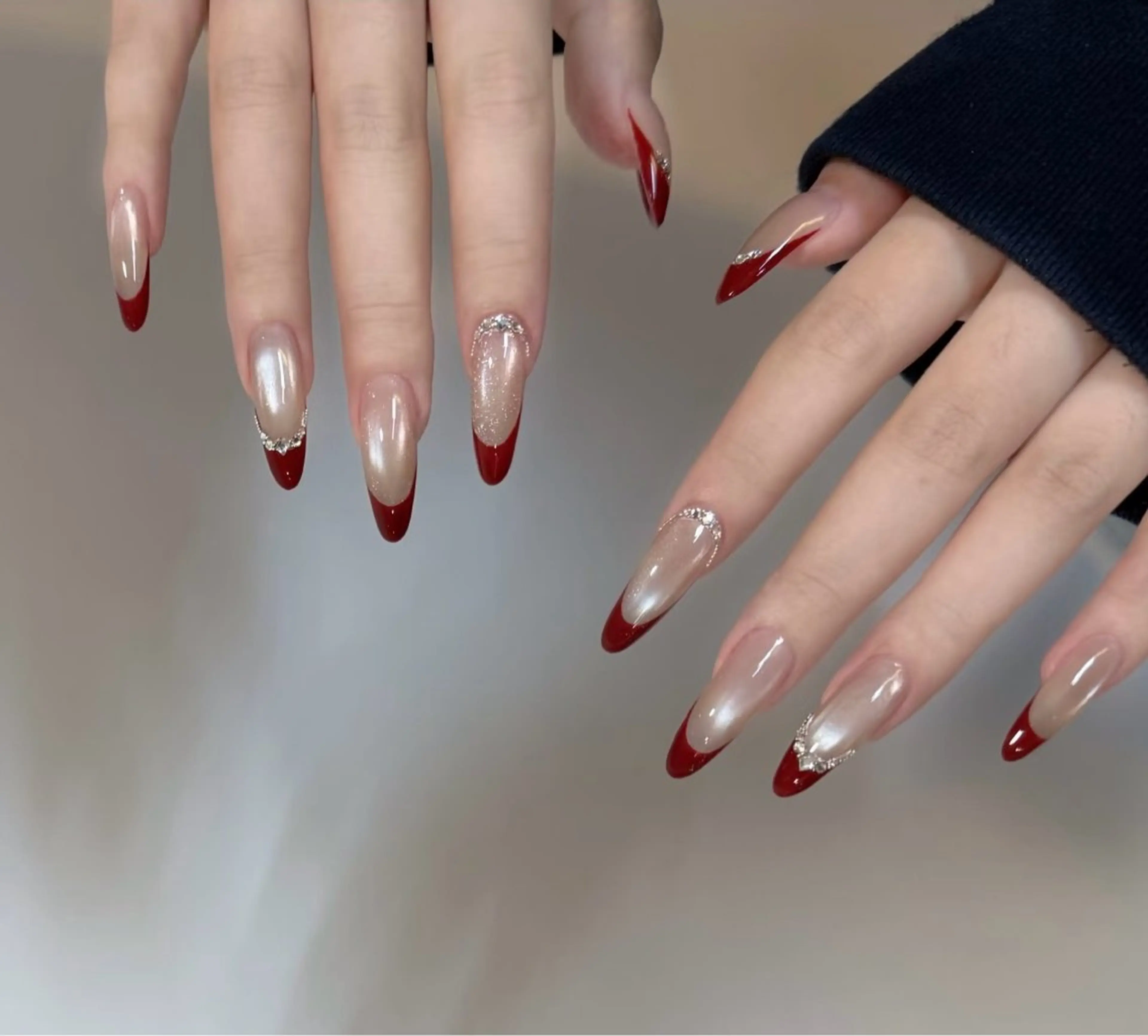 ネイル アートネイル オーロラネイル カジュアル フレンチネイル ジェルネイル エンジェル ヒーリング 矢場町店のネイルデザイン