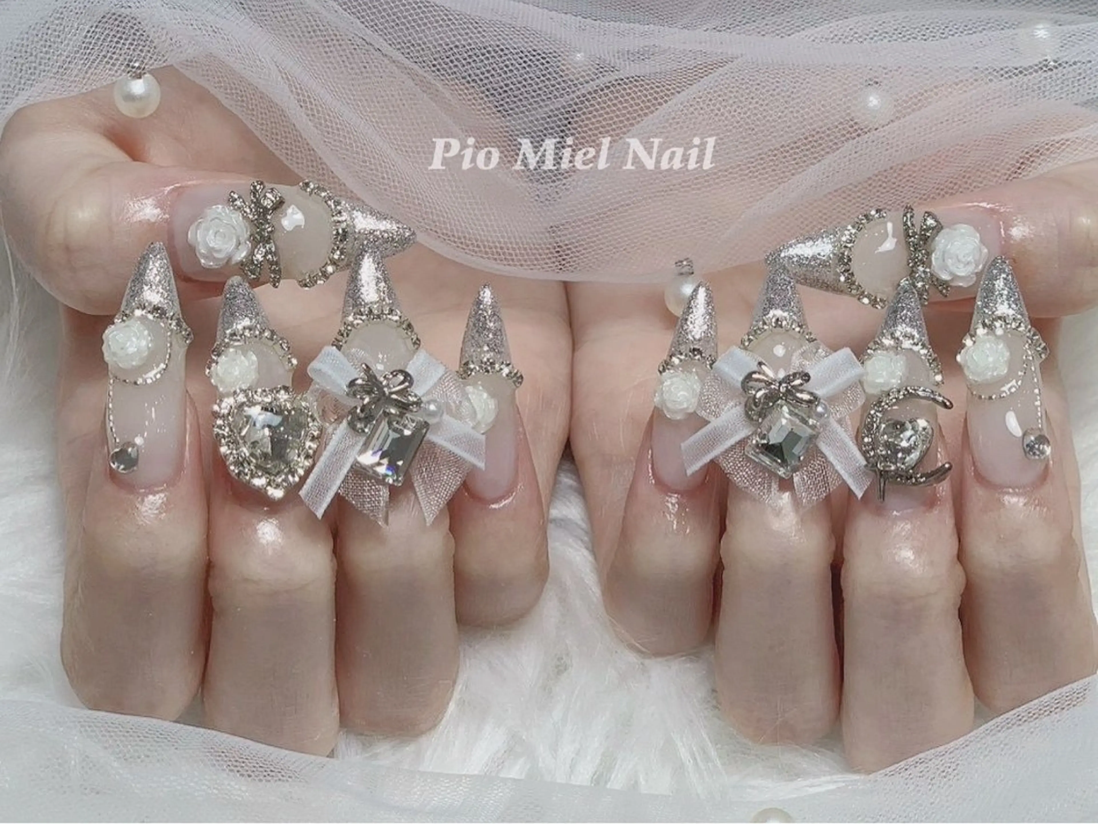 ネイル ハンドネイル HANA 長さだしのネイルデザイン