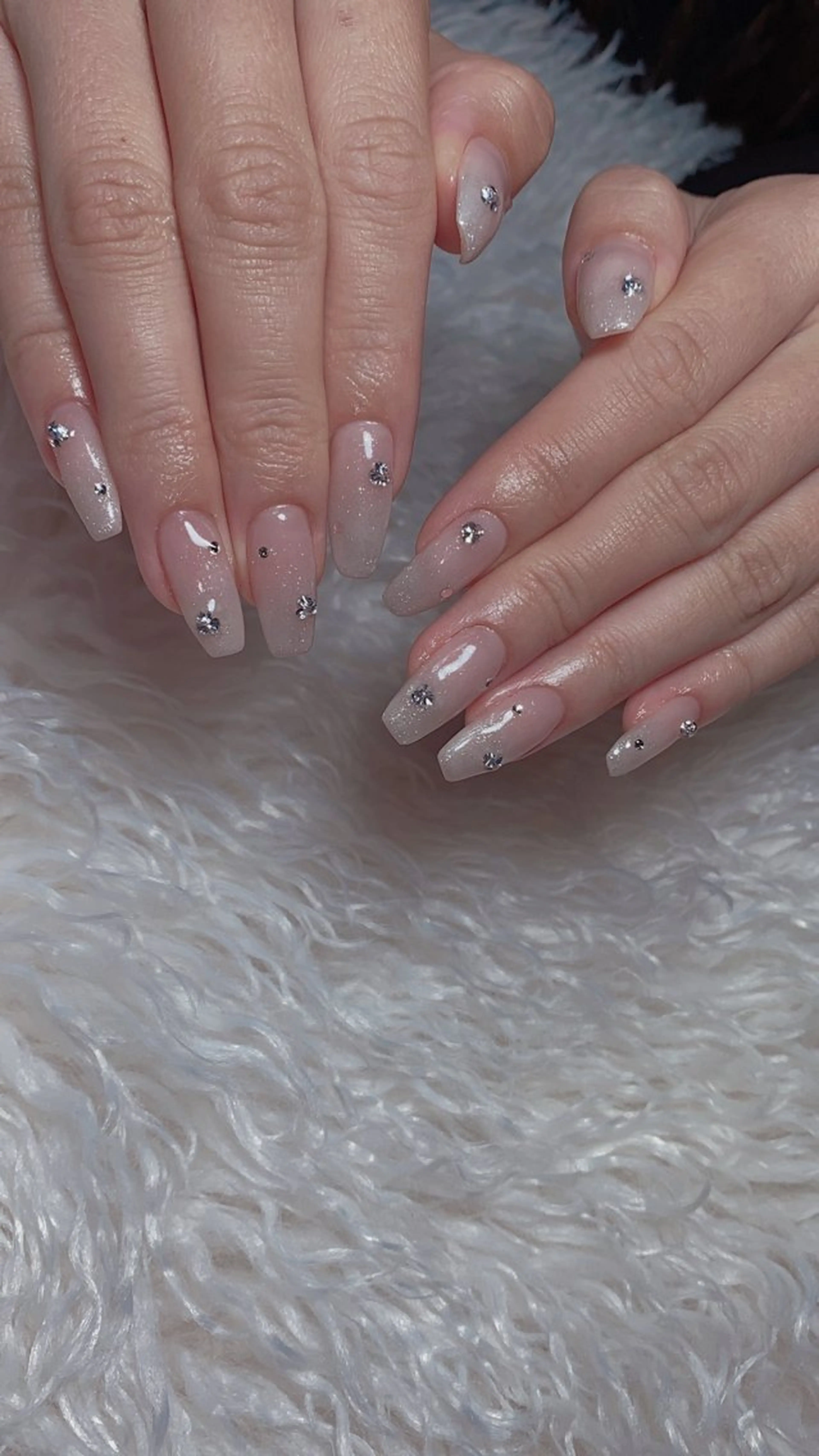 ネイル ハンドネイル n o q r m. n a c h iのネイルデザイン