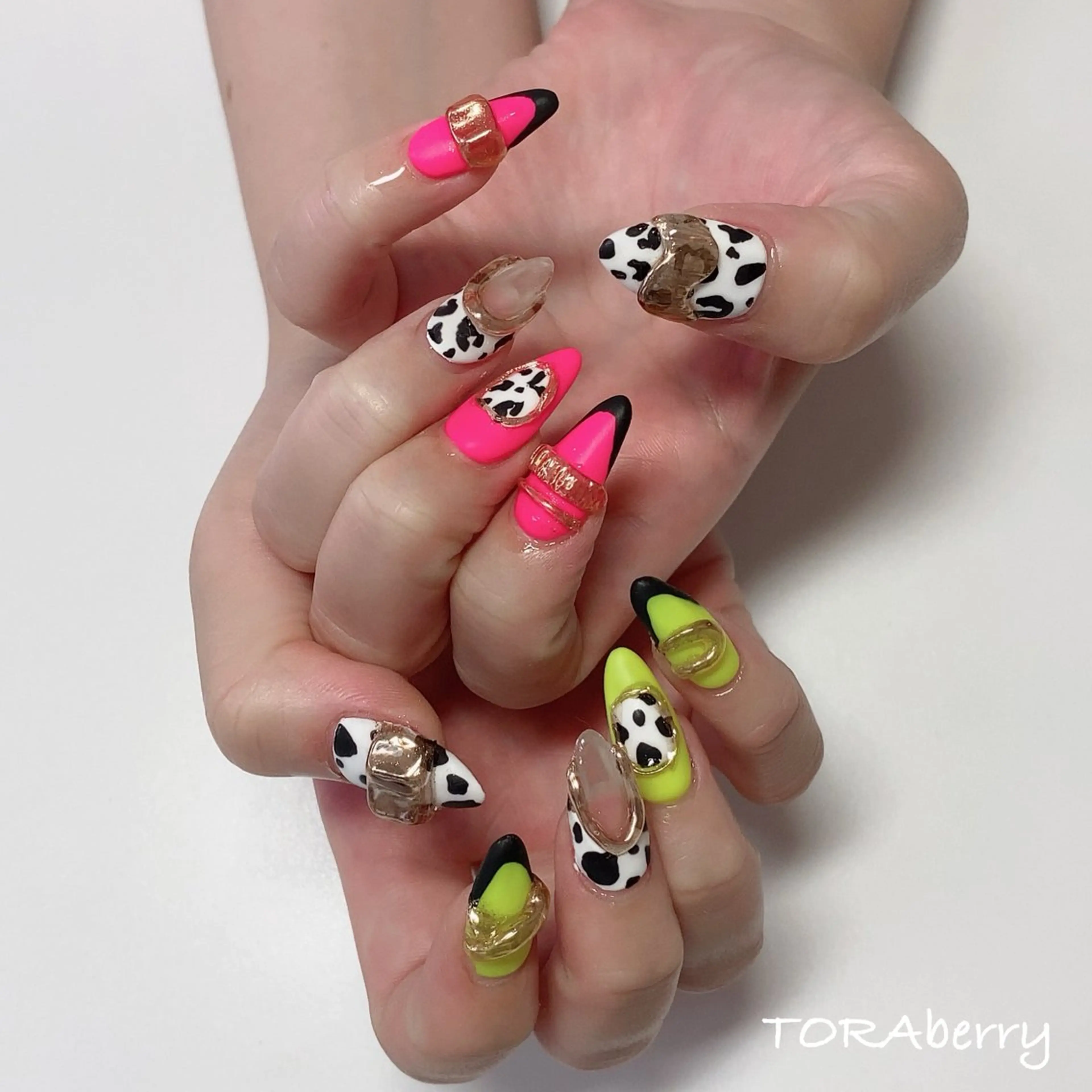 ネイル ネイリスト なつみのネイルデザイン