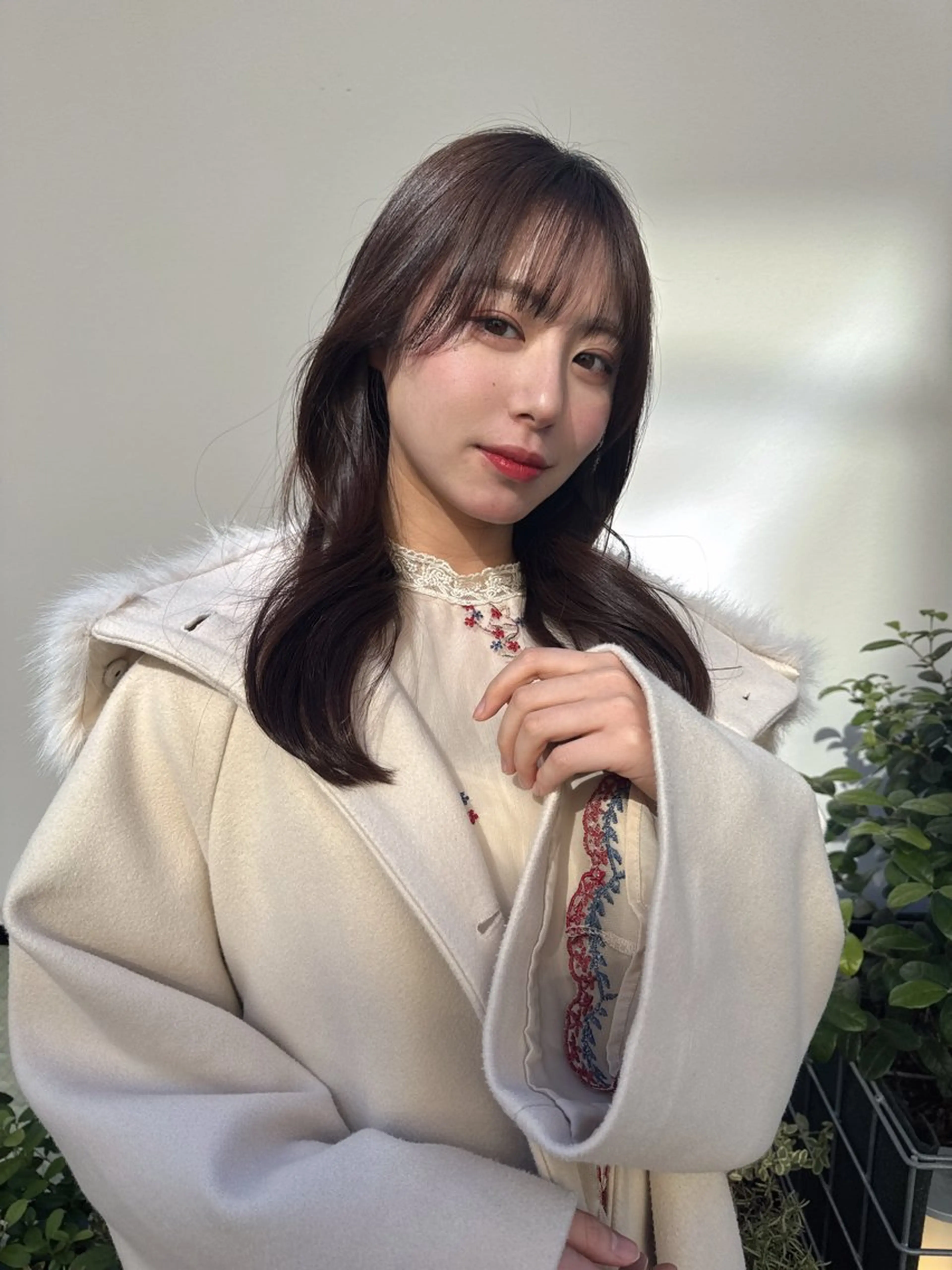 セミロング カラー くびれヘア 透明感のあるモテ艶髪 🫧AYAKAのヘアスタイル