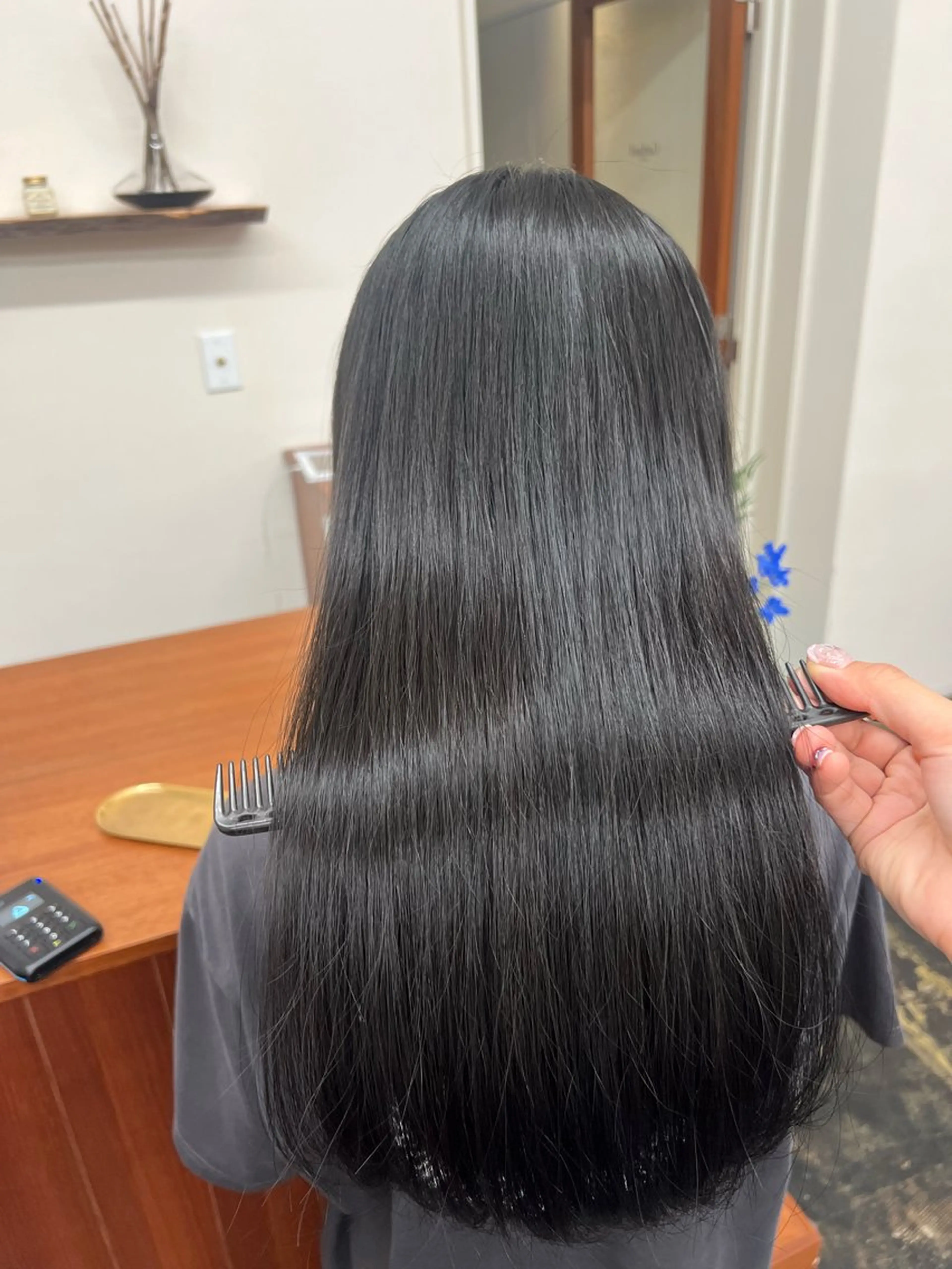 セミロング カラー ヘアカラー ミディアムレイヤー/ 艶カラー🎀　emiのヘアスタイル