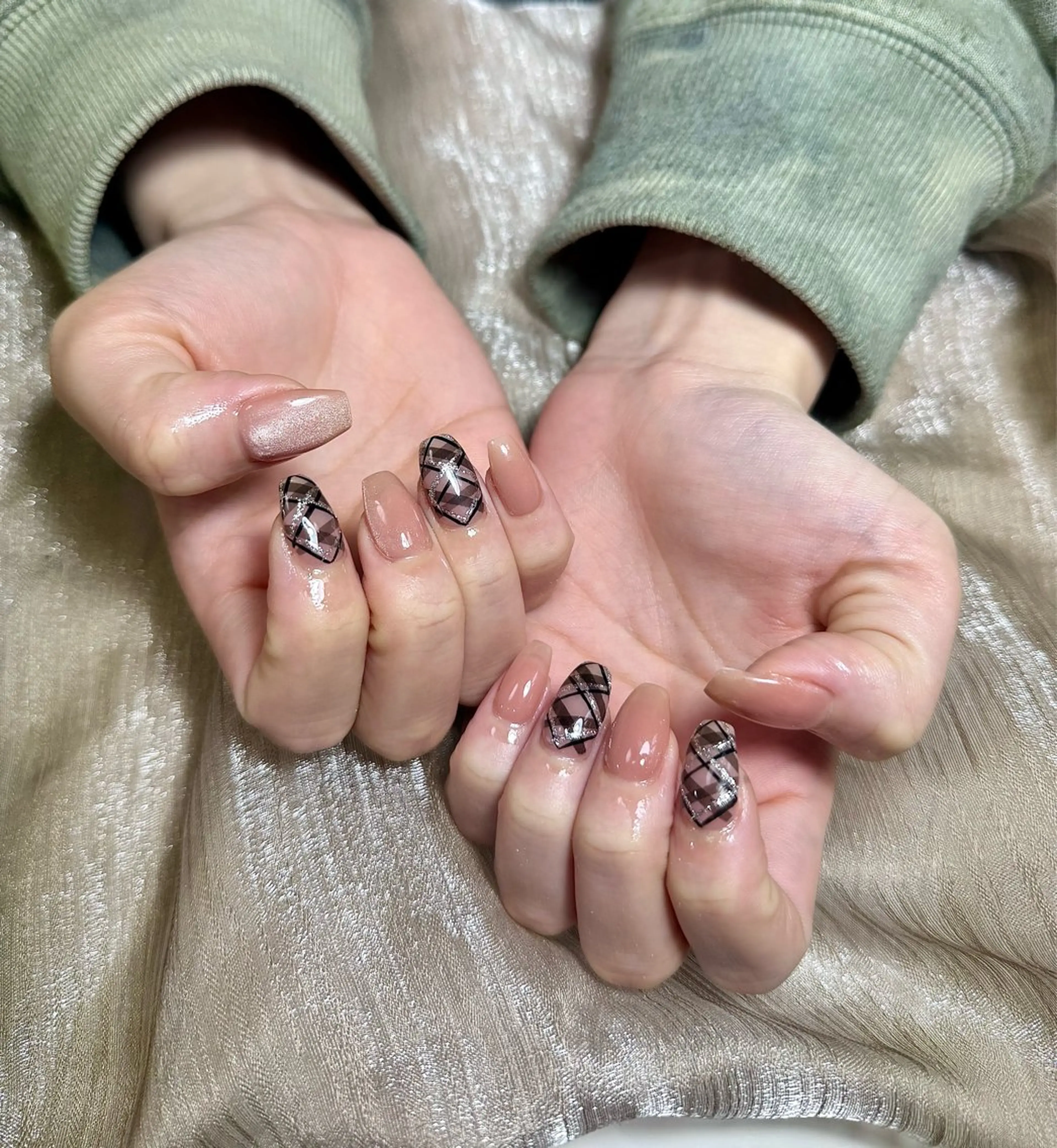 ネイル ハンドネイル 🎀 NaNa_nailのネイルデザイン
