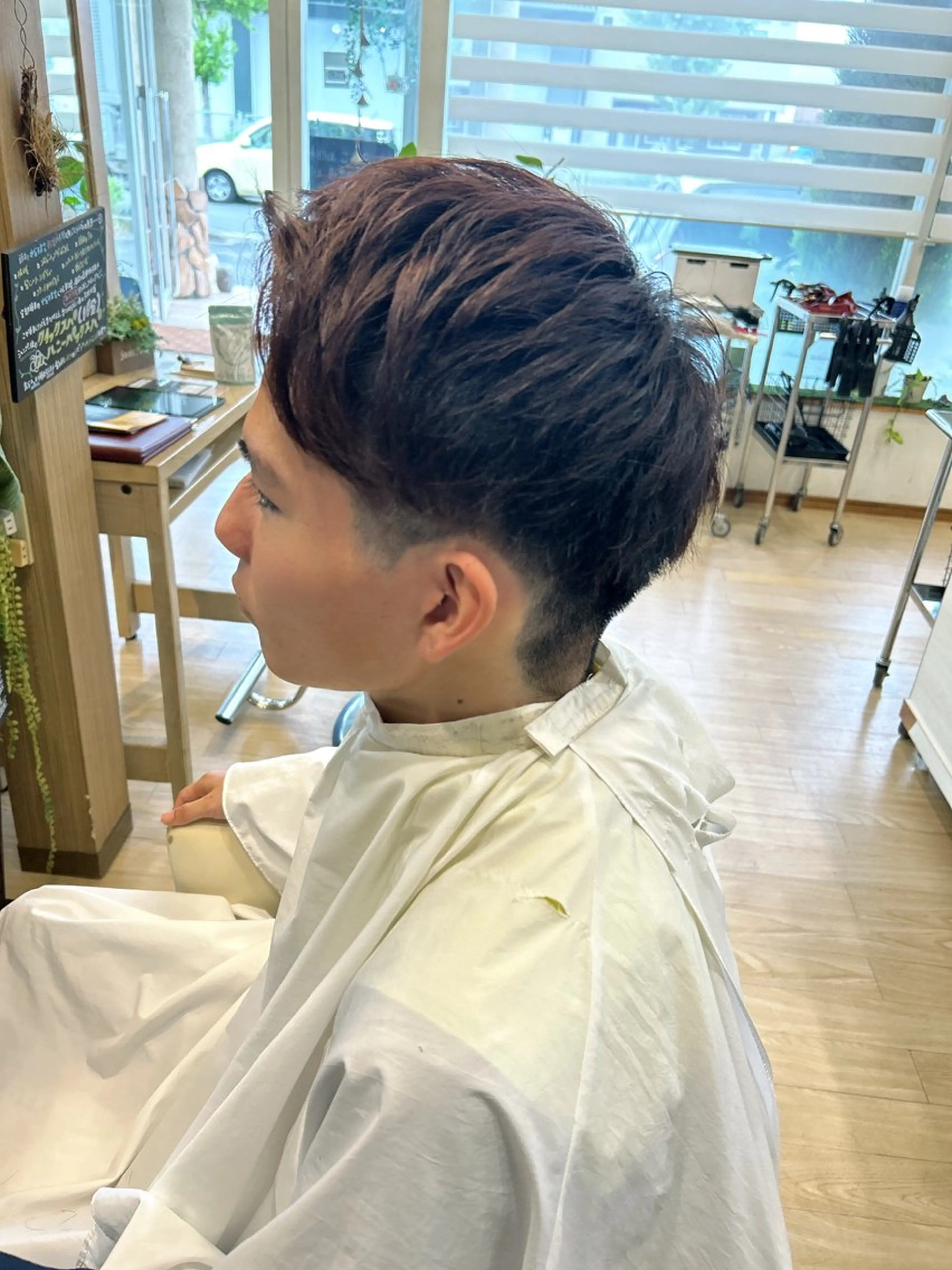 メンズ カット ヘアカラー 深谷 真見のヘアスタイル