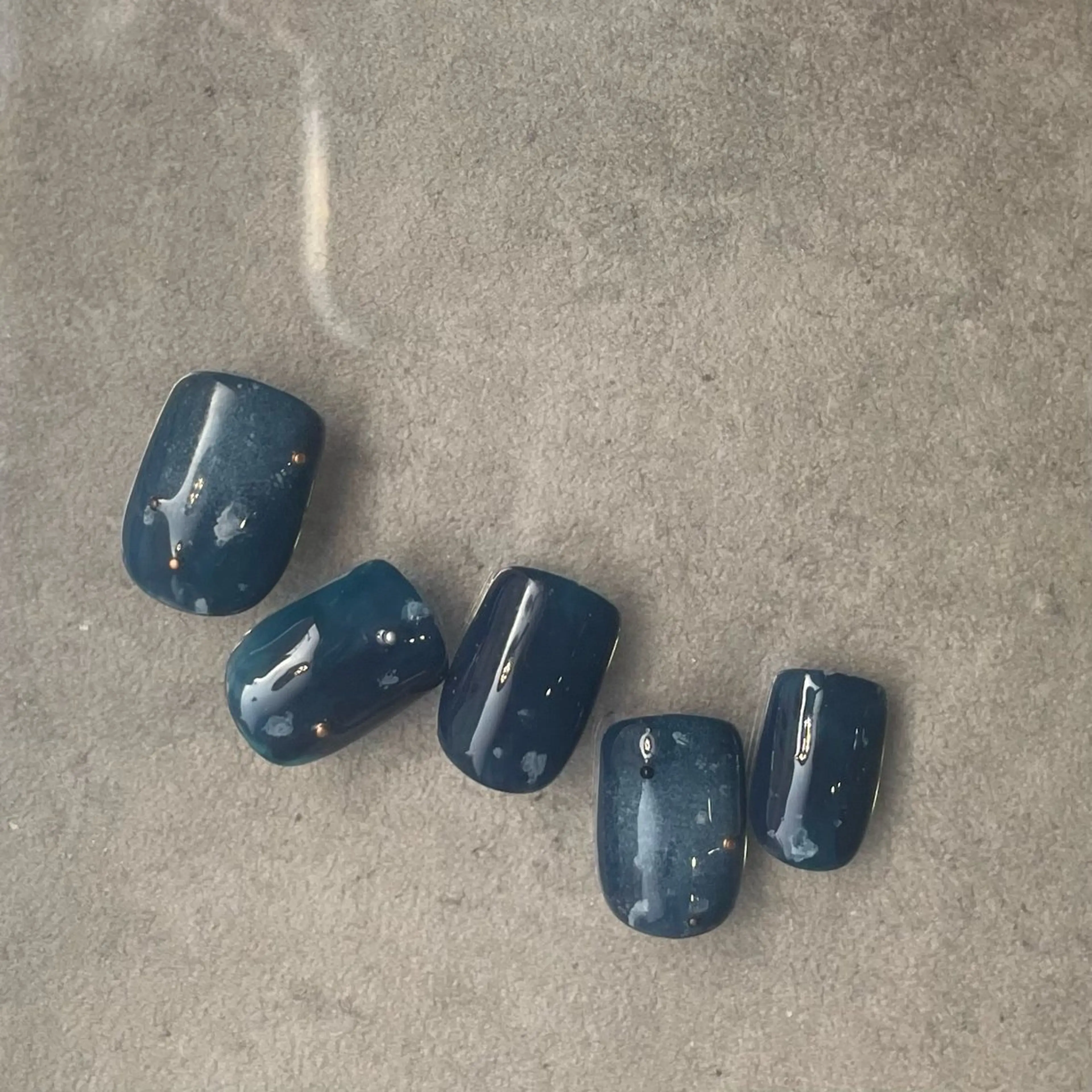 ネイル ハンドネイル A85G ayakoのネイルデザイン