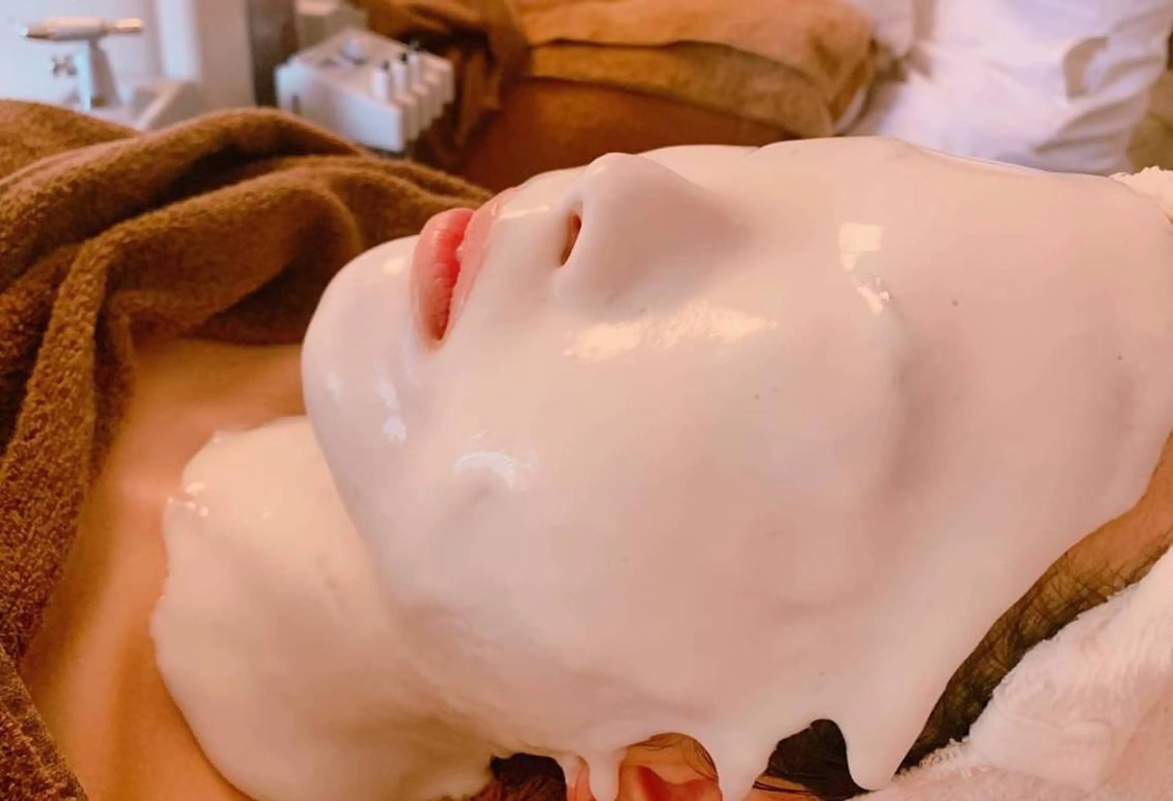 美白&保湿ケア☀️【美白！くすみ、シミ、ニキビ跡&保湿ケア】アドバンスコース＋ホワイトニングパックの写真