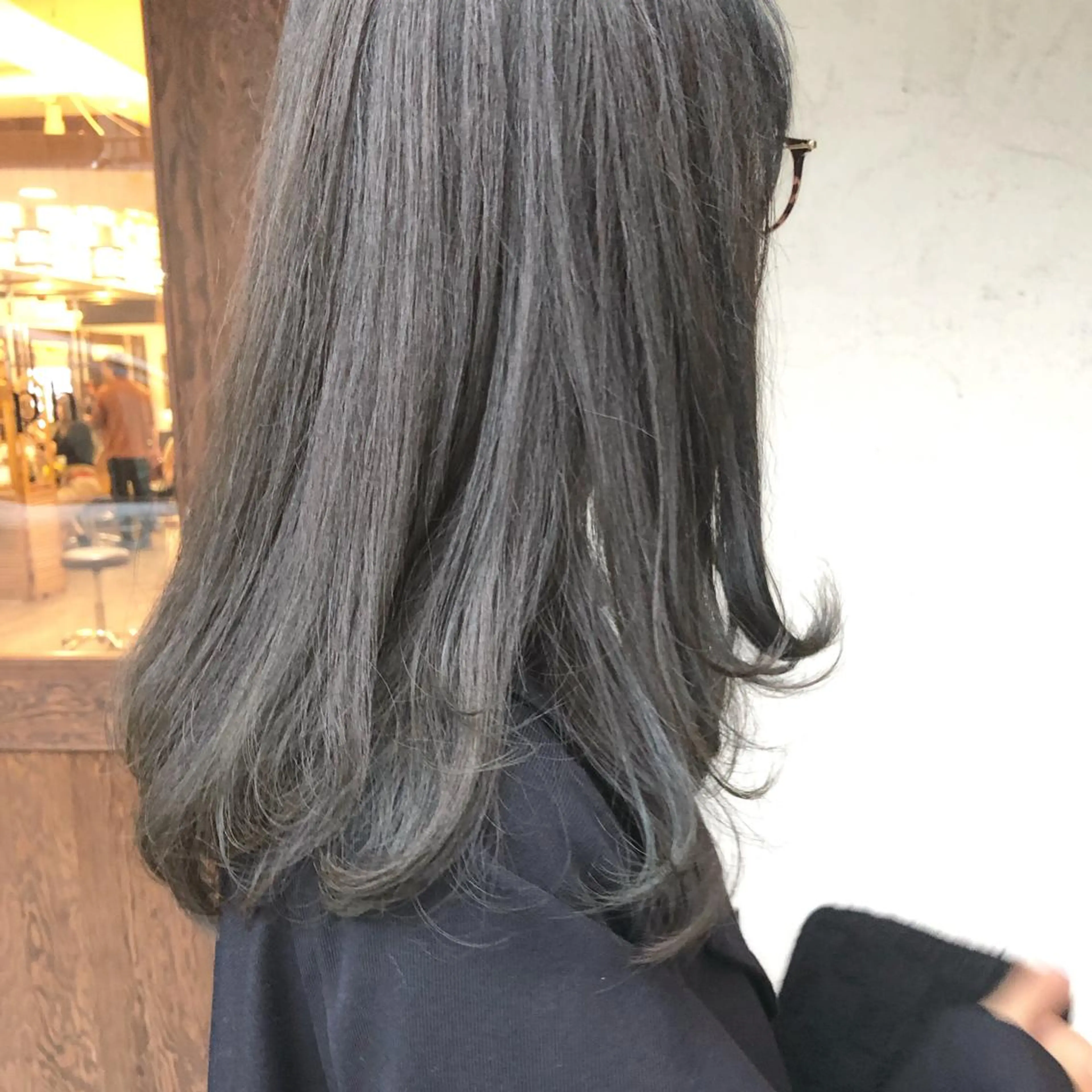 ミディアム カラー ブリーチ ブリーチなしカラー カット ヘアカラー トリートメント ヘアセット 艶髪育成サロン 京橋　shinのヘアスタイル