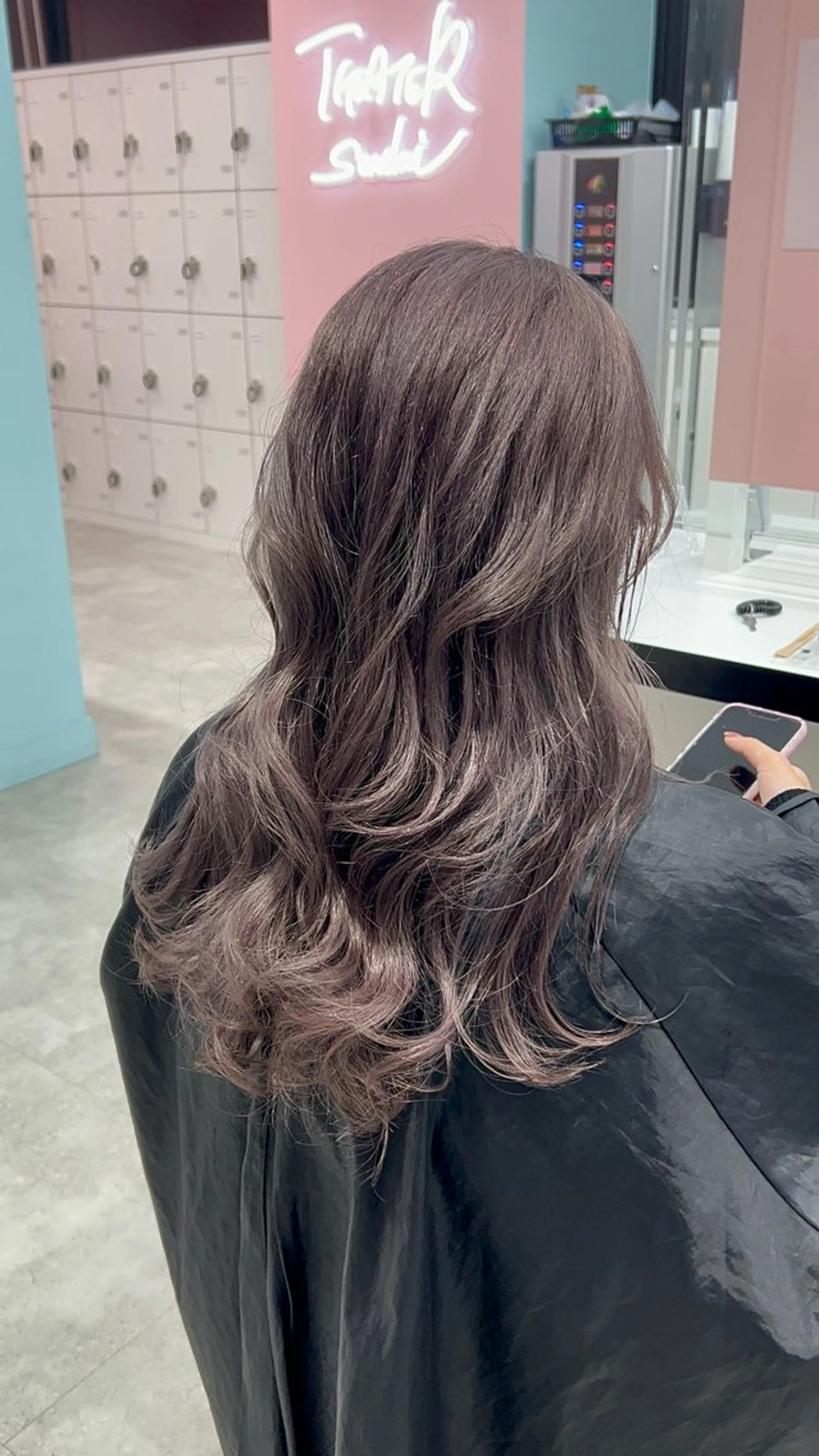 ロング カラー ヘアカラー 履歴修正屋さん／ ブロンド／ホワイトのヘアスタイル