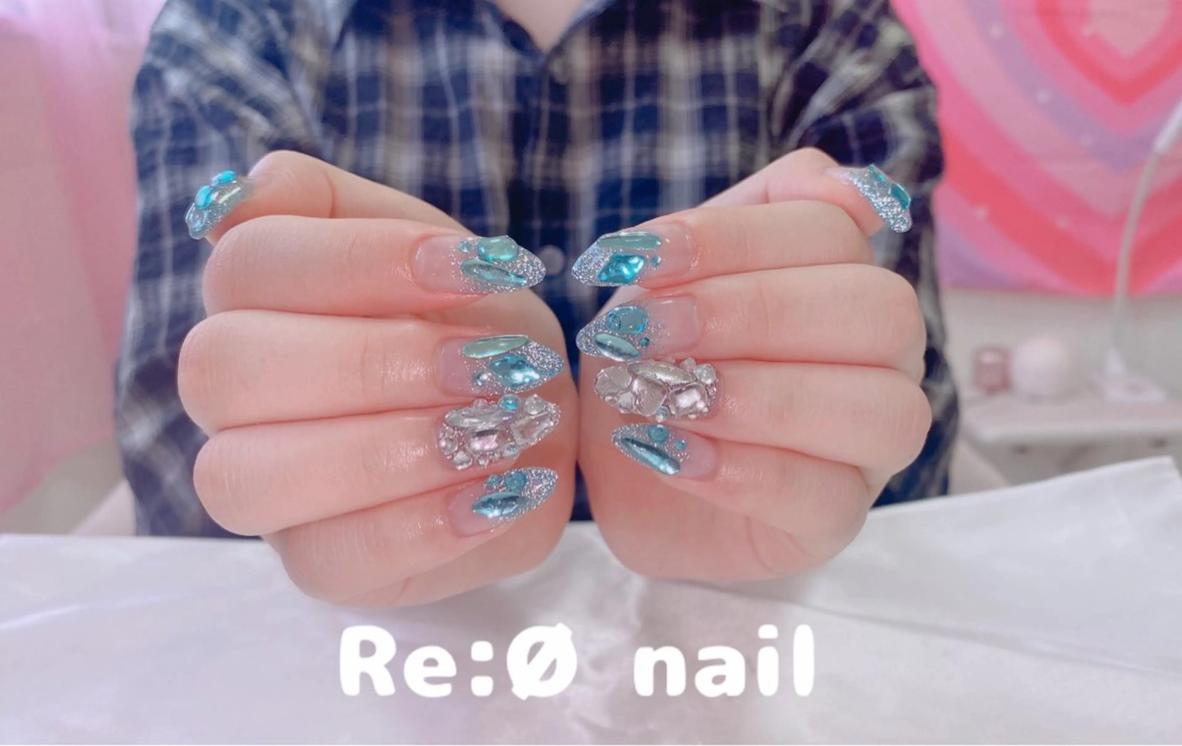 ネイル ブルー フラッシュネイル ストーンネイル Re:Ø nail 🩵TSUJIのネイルデザイン