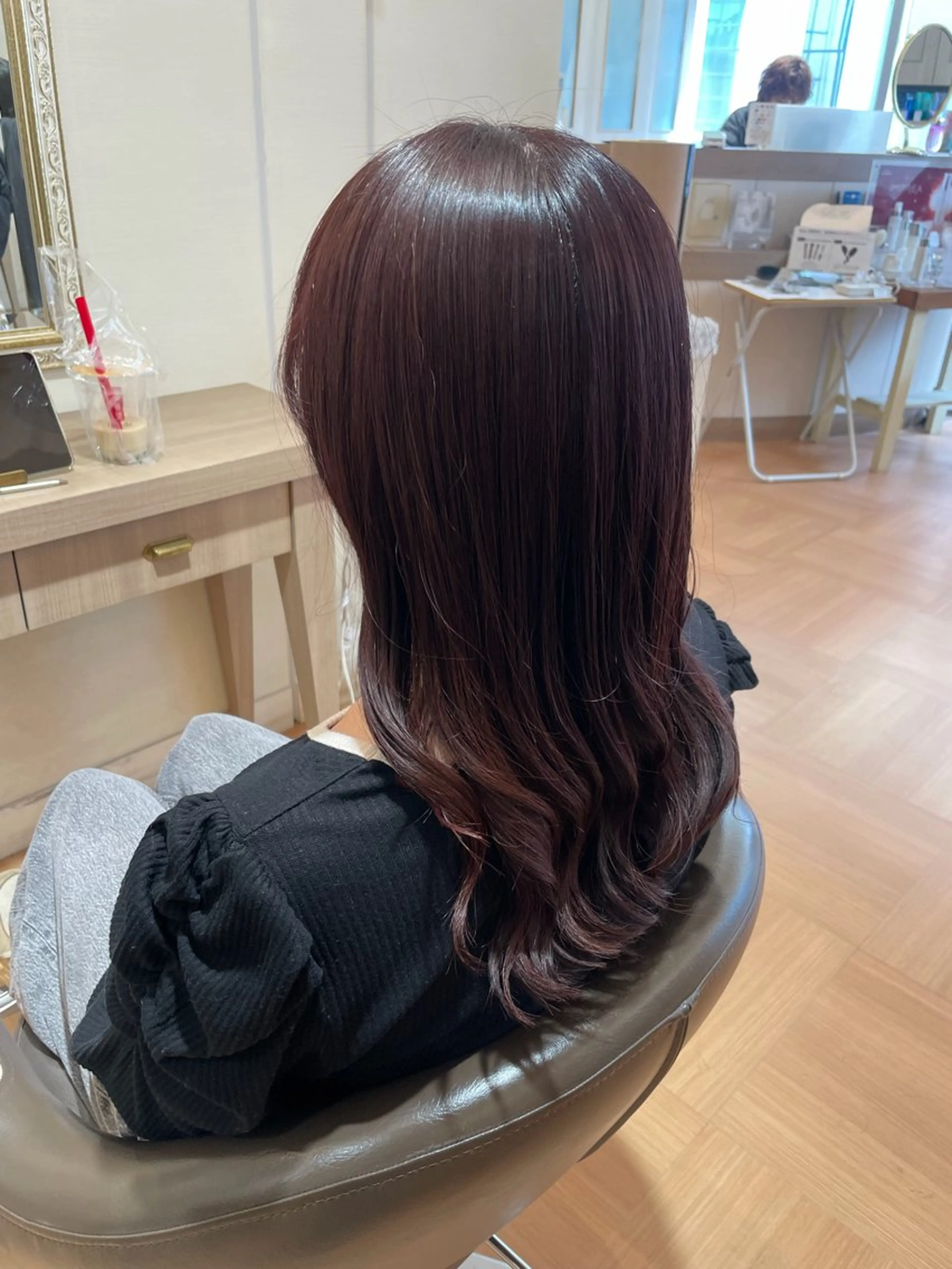 ロング カラー 菅原 渚のヘアスタイル