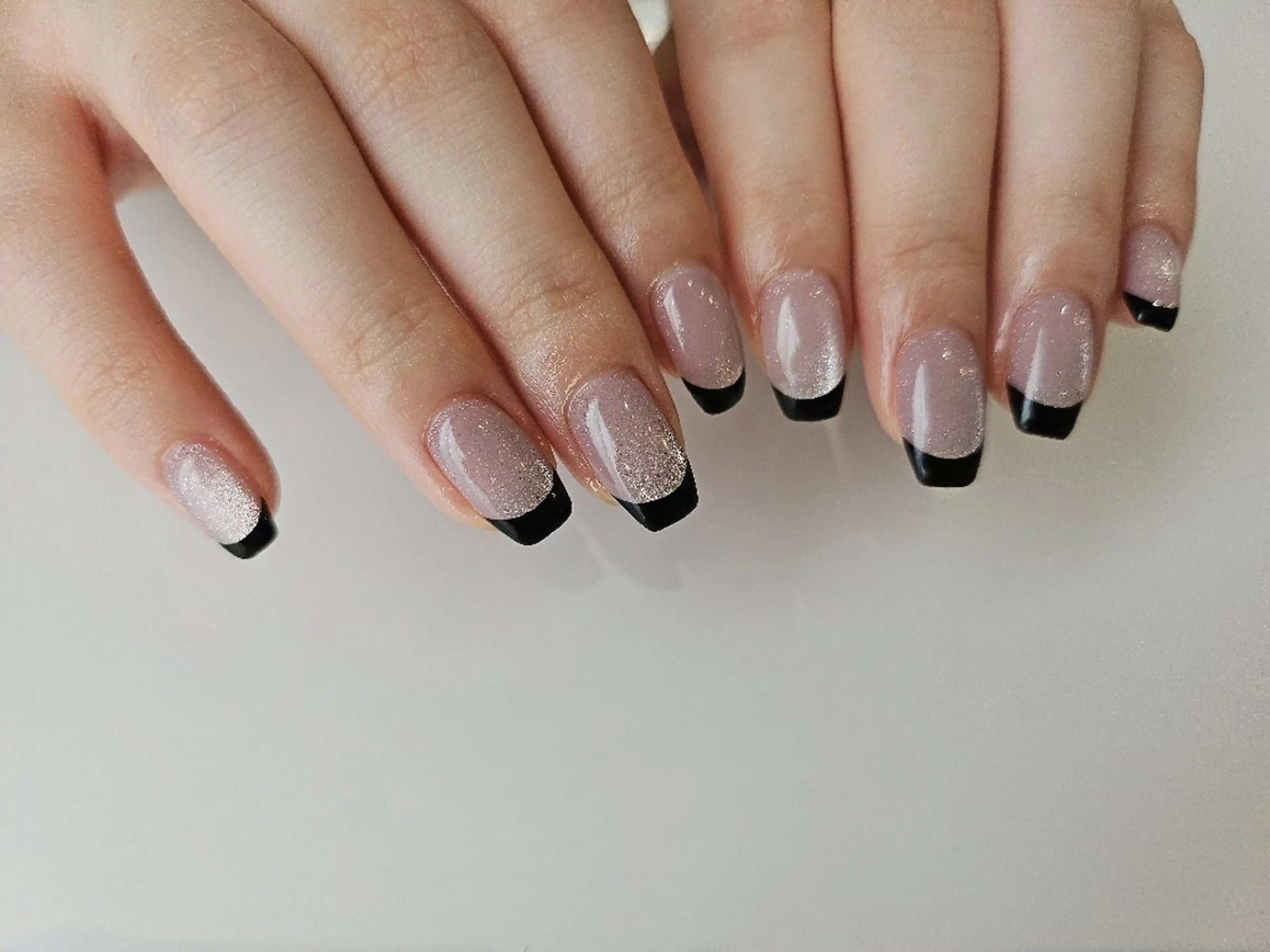 ネイル フレンチネイル ジェルネイル マグネットネイル パラジェル シンプルネイル puku nail 🌼kazu🌼のネイルデザイン