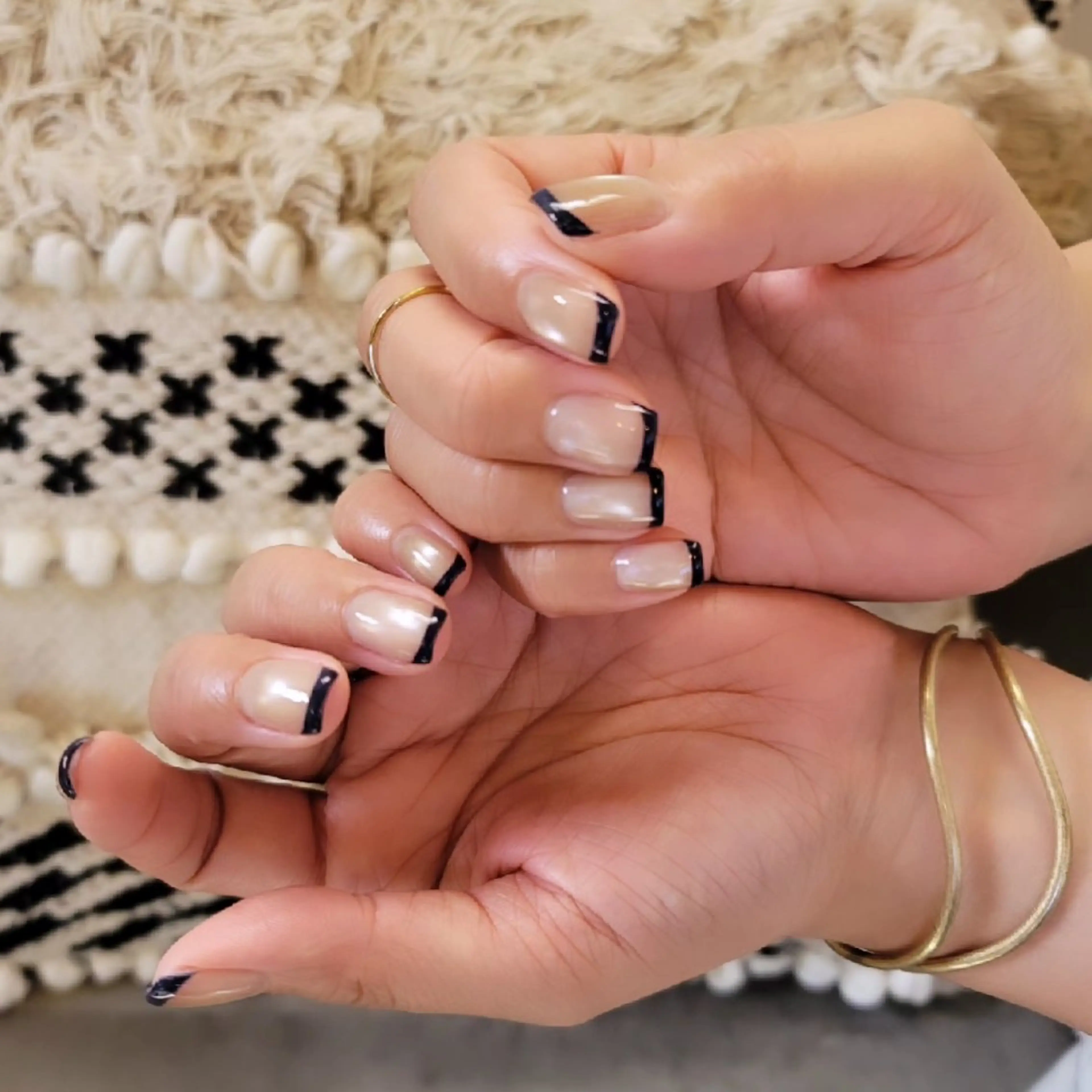 ネイル フレンチネイル 🌲🌳🚪iiit o🌲🌳🌲のネイルデザイン