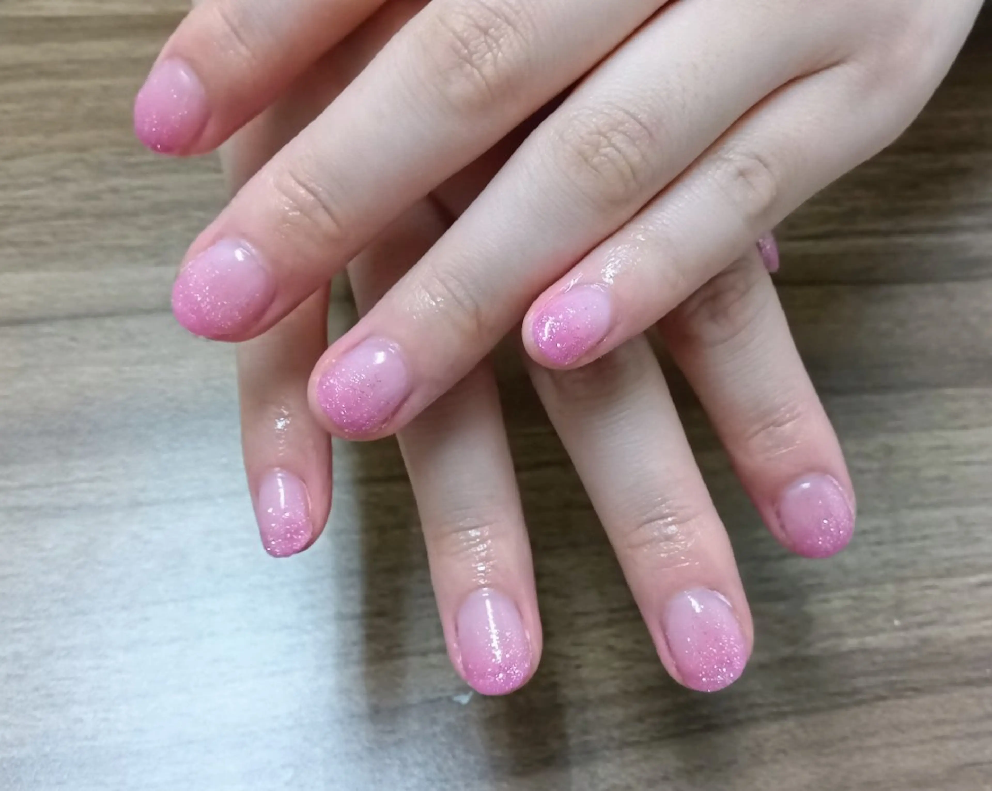 🟥ラメグラデーション（オフあり）の写真