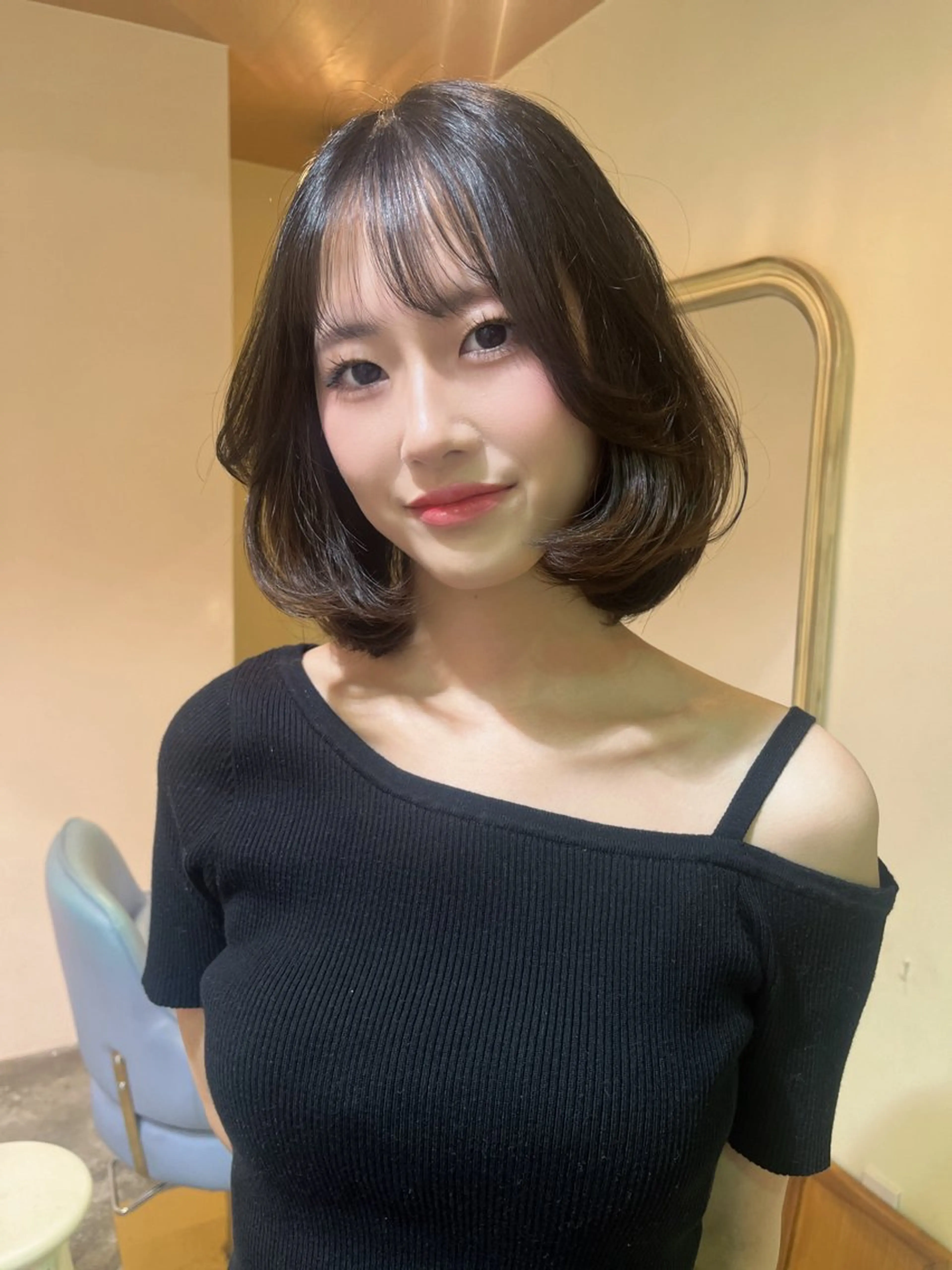 ミディアム ミディアムレイヤー ボブ レイヤーカット カットモデル募集🤍 🐇anzuのヘアスタイル