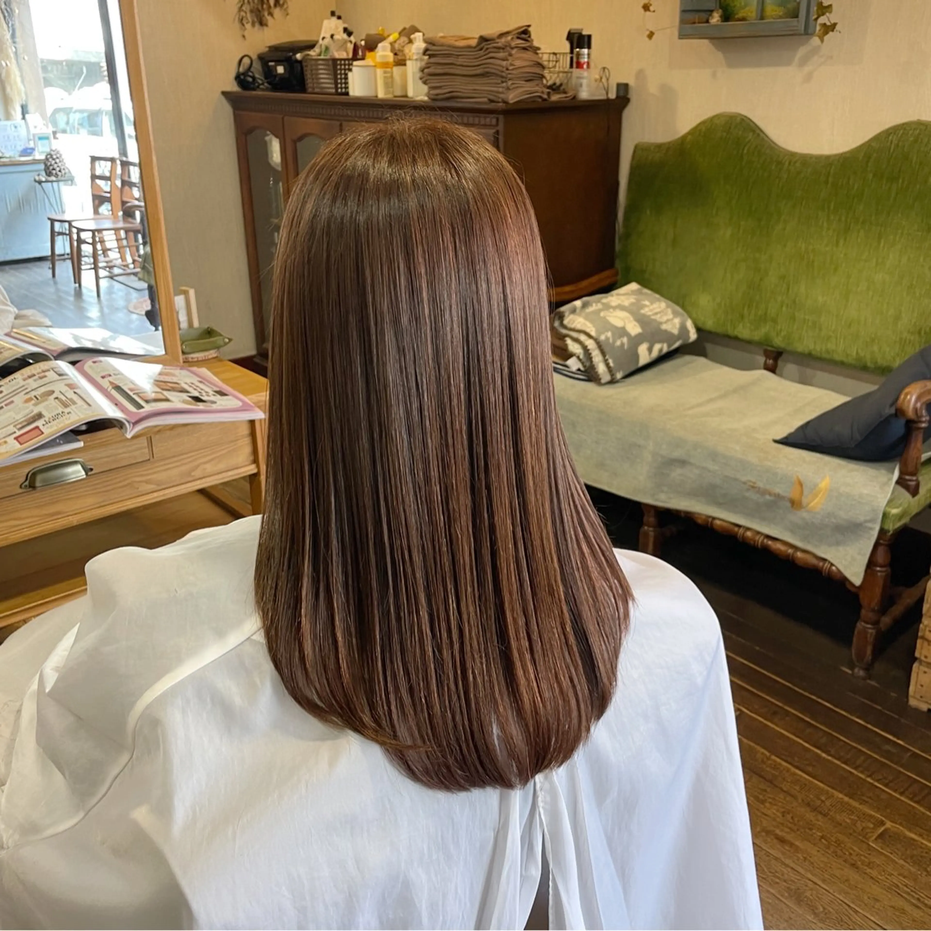 セミロング カラー ベージュカラー メグ🫧 ケアスタイリスト✨のヘアスタイル