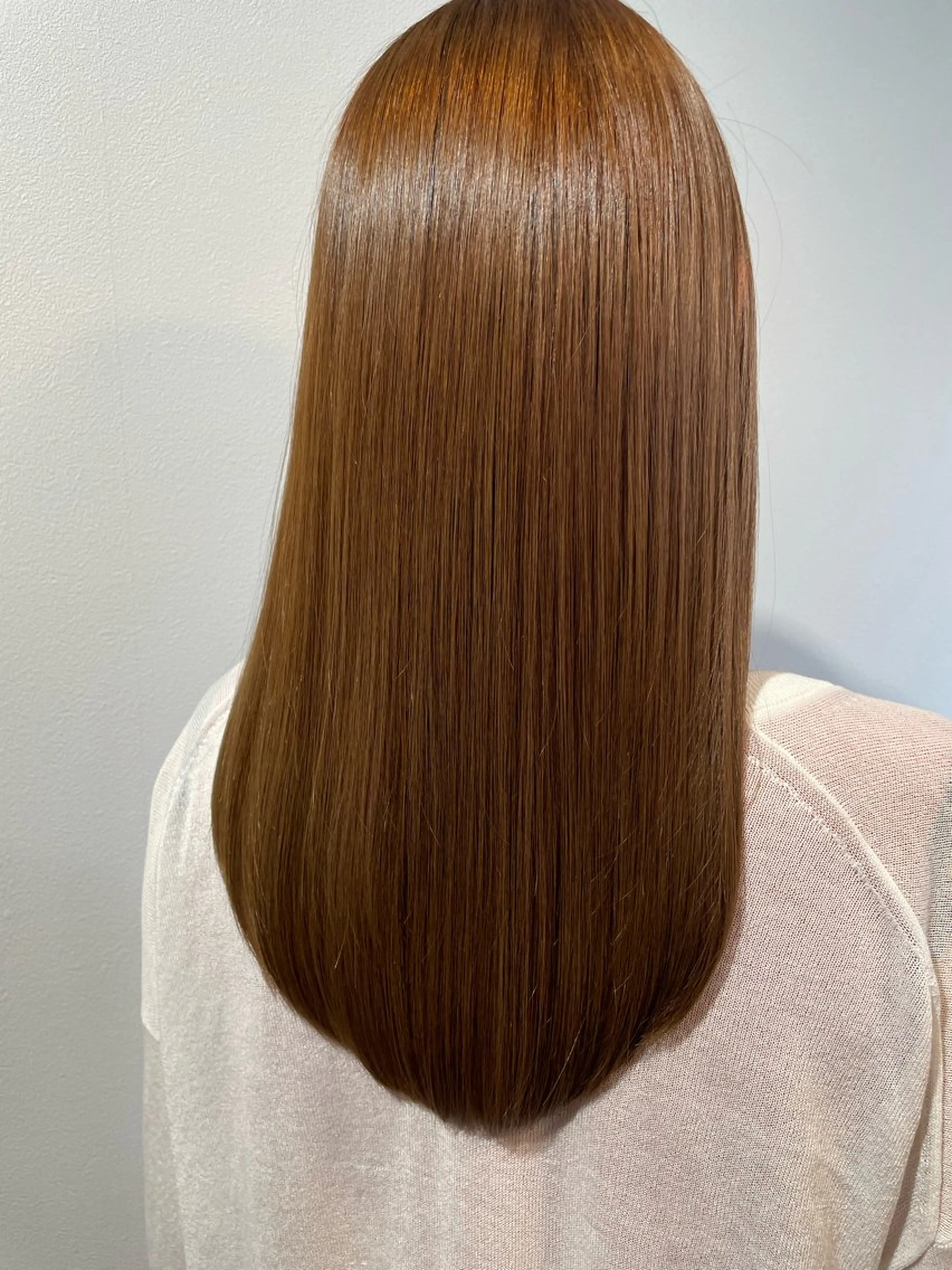 セミロング カラー グレージュ 髪質改善 ヘアカラー トリートメント 斉藤 一樹のヘアスタイル