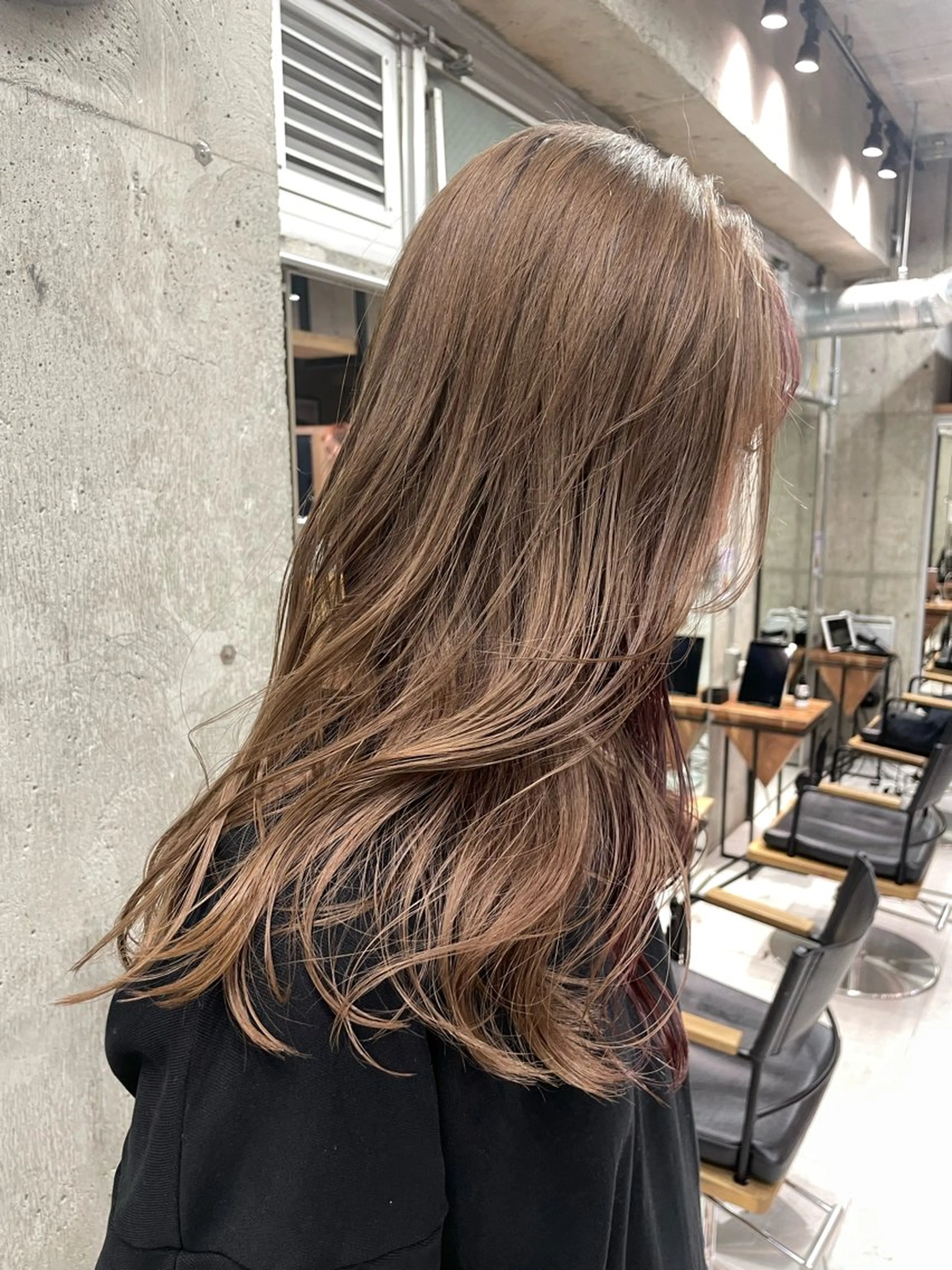 ロング 🫧ハイライトカラー 🫧 𝓜𝓘𝓤のヘアスタイル