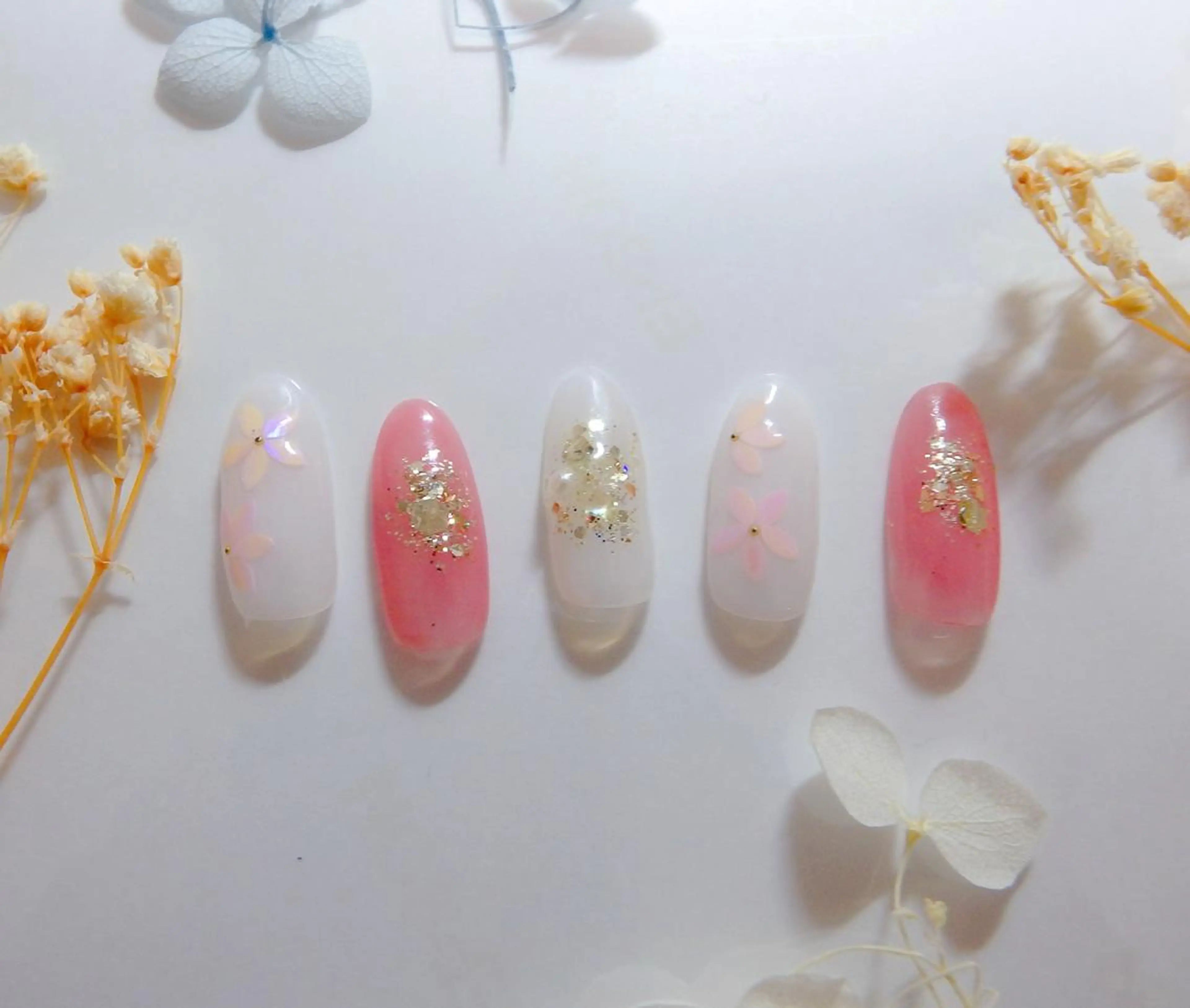 ネイル AB マツエクネイルサロンのネイルデザイン