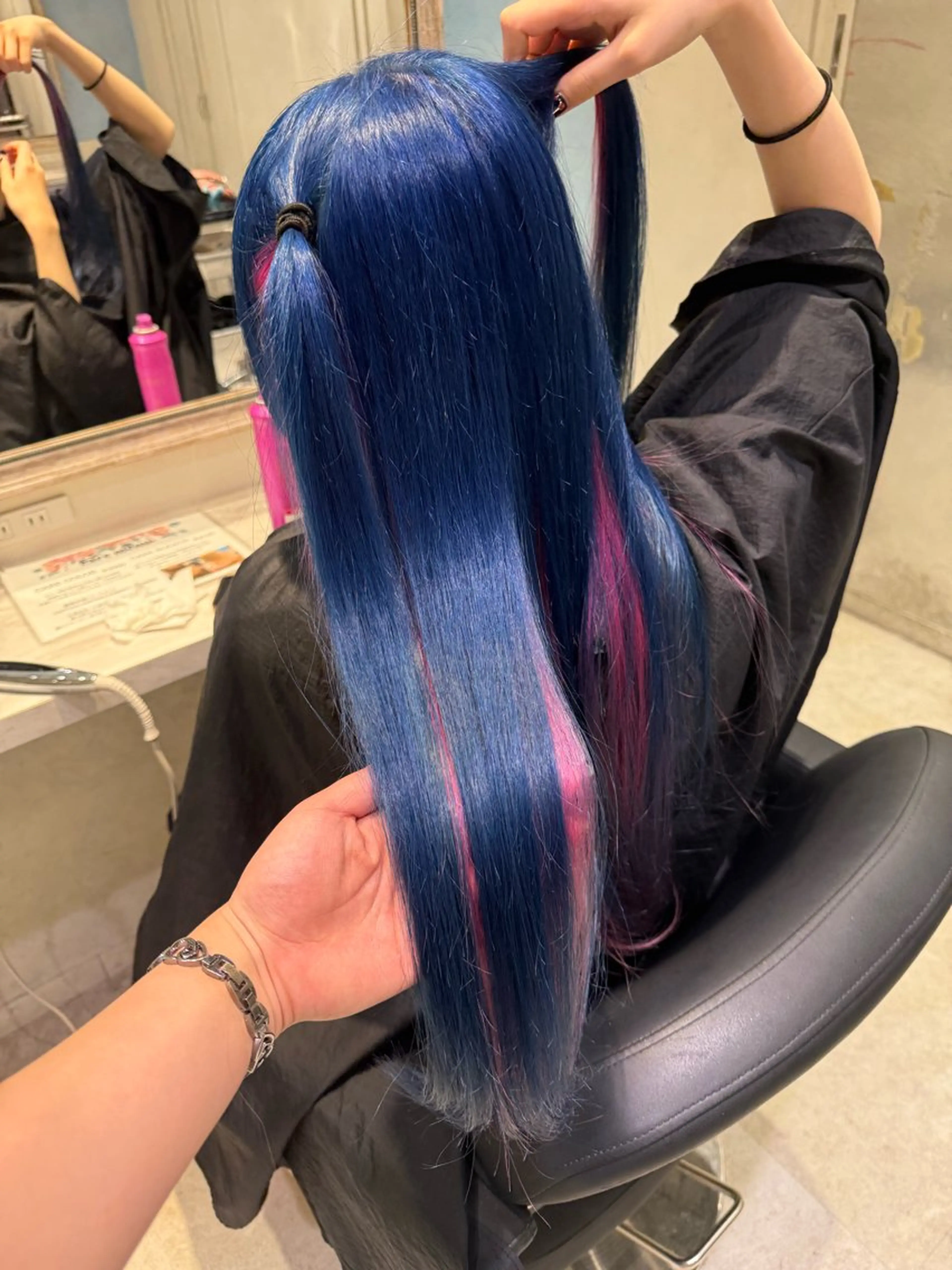 ロング カラー アッシュ ベージュカラー ブリーチ ブルーカラー 透明感カラー ヘアカラー ハイトーン/ブリーチ 💙みずき💙のヘアスタイル