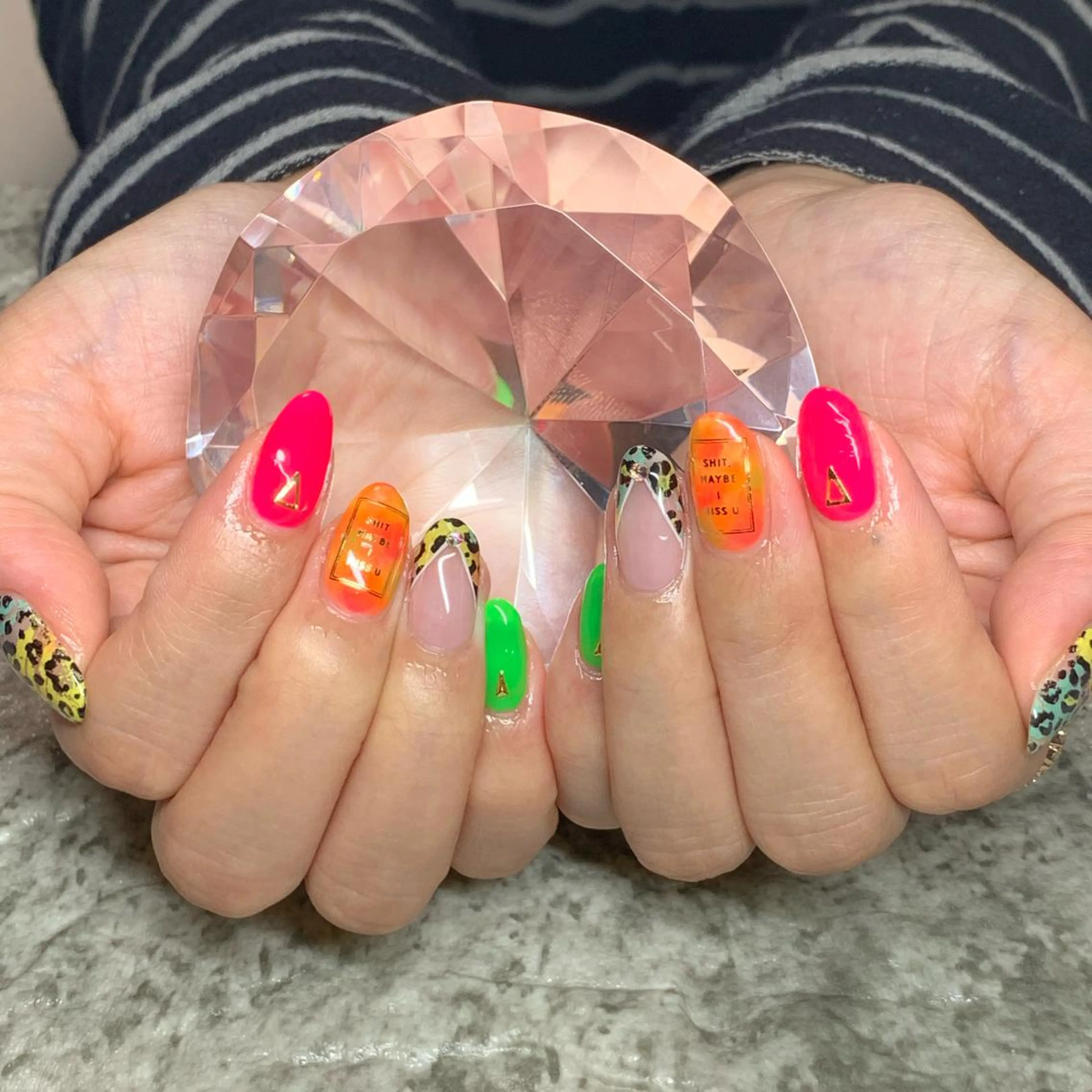 ネイル RuxuryNail ／RiAnnaのネイルデザイン