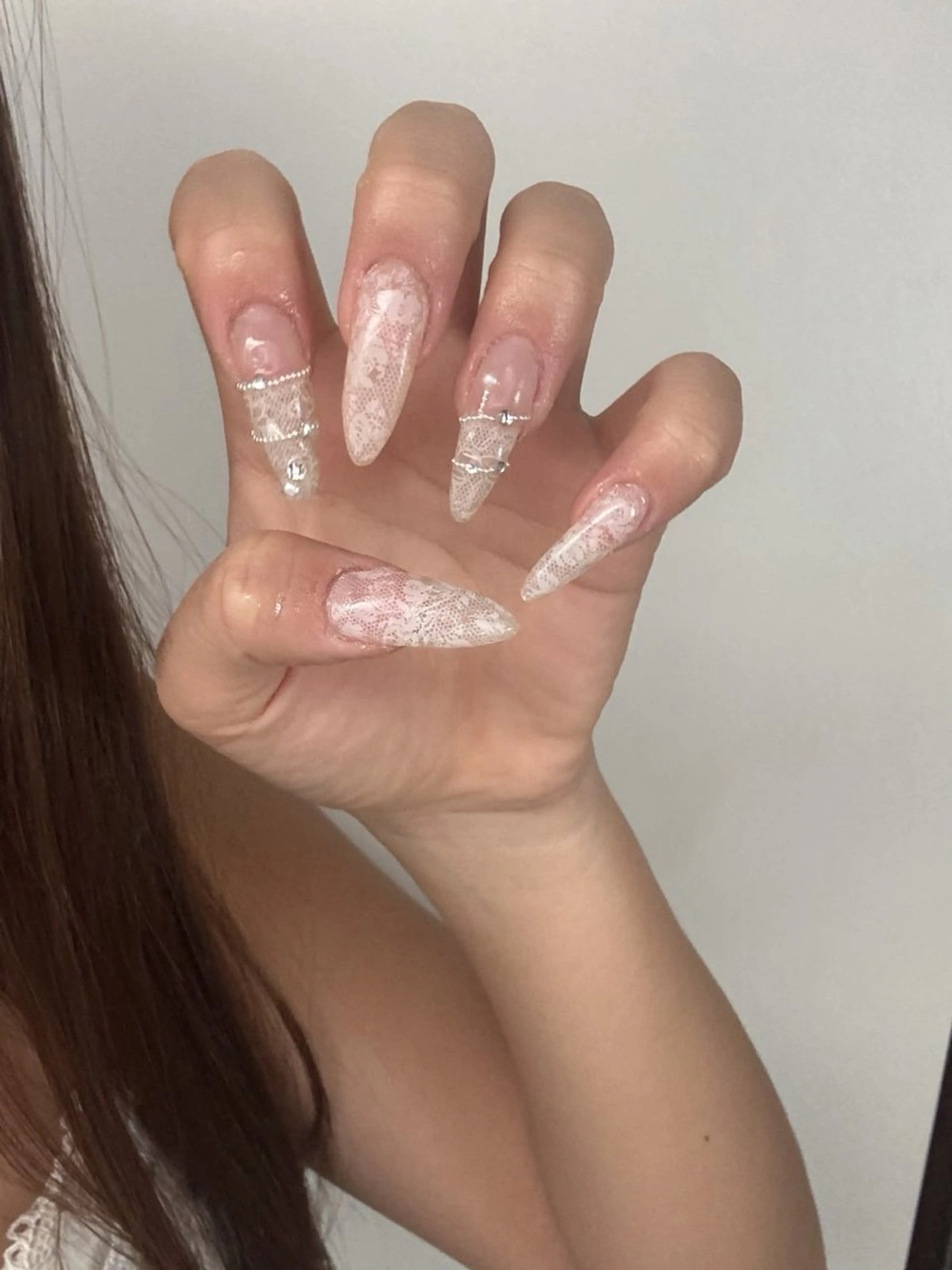 ネイル フレンチネイル キラキラネイル 韓国ネイル シンプルネイル ワンホンネイル ハンドネイル MEI Nailのネイルデザイン