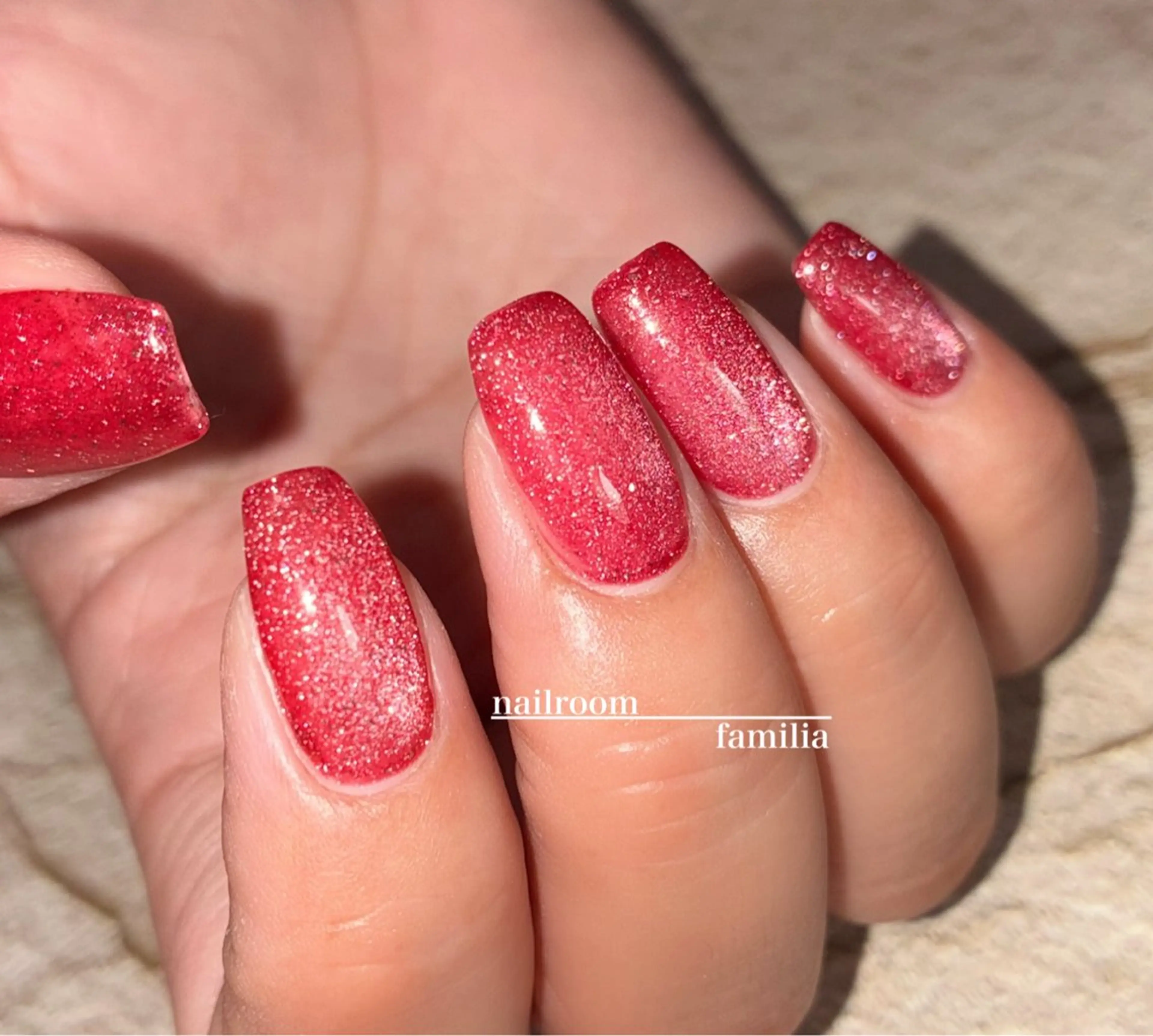 ネイル ハンドネイル -nailroom- familiaのネイルデザイン