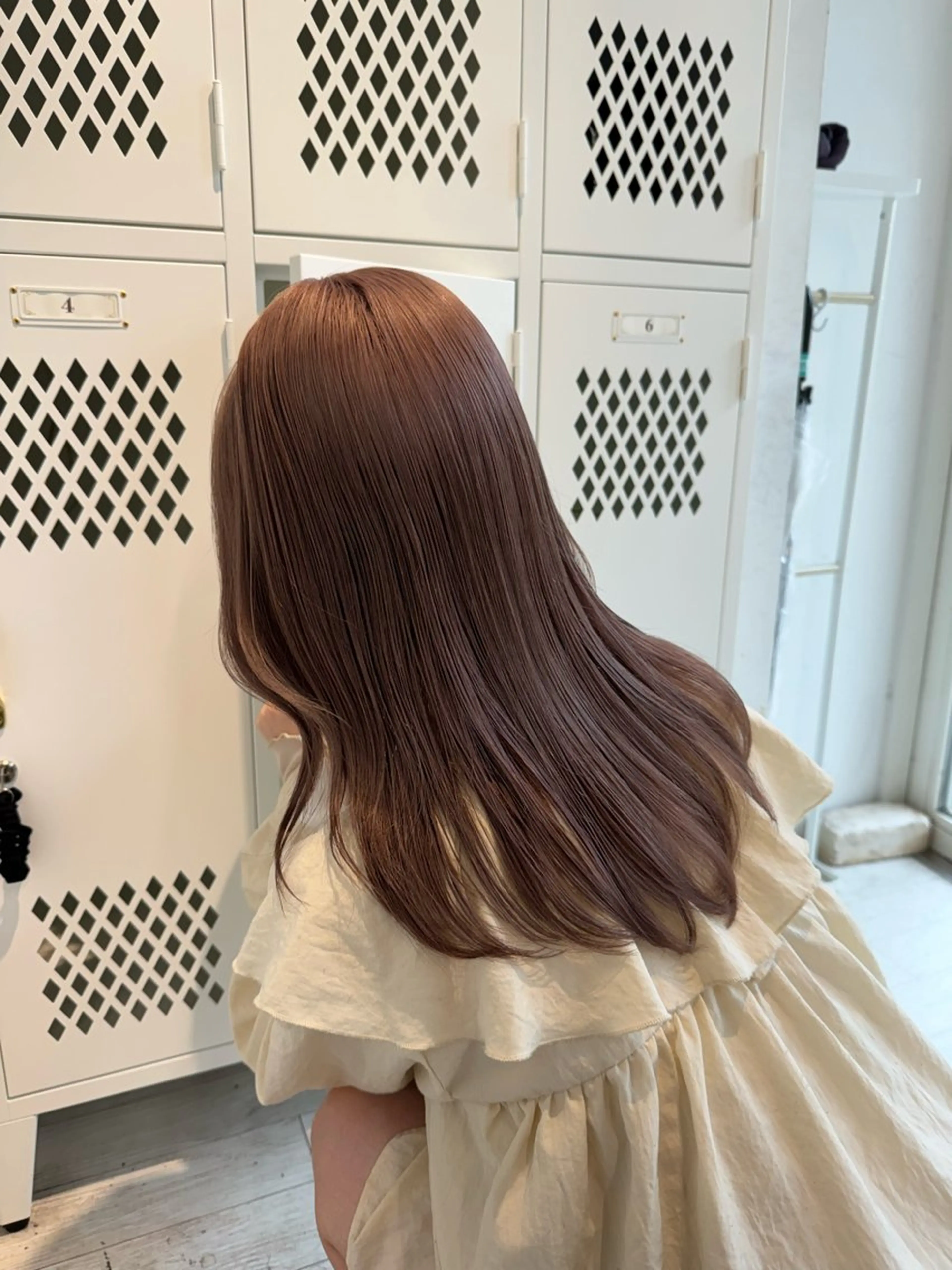 セミロング カラー ラベンダーカラー カット ヘアセット 🫧ブリーチなし 透明感カラーゆん🫧のヘアスタイル