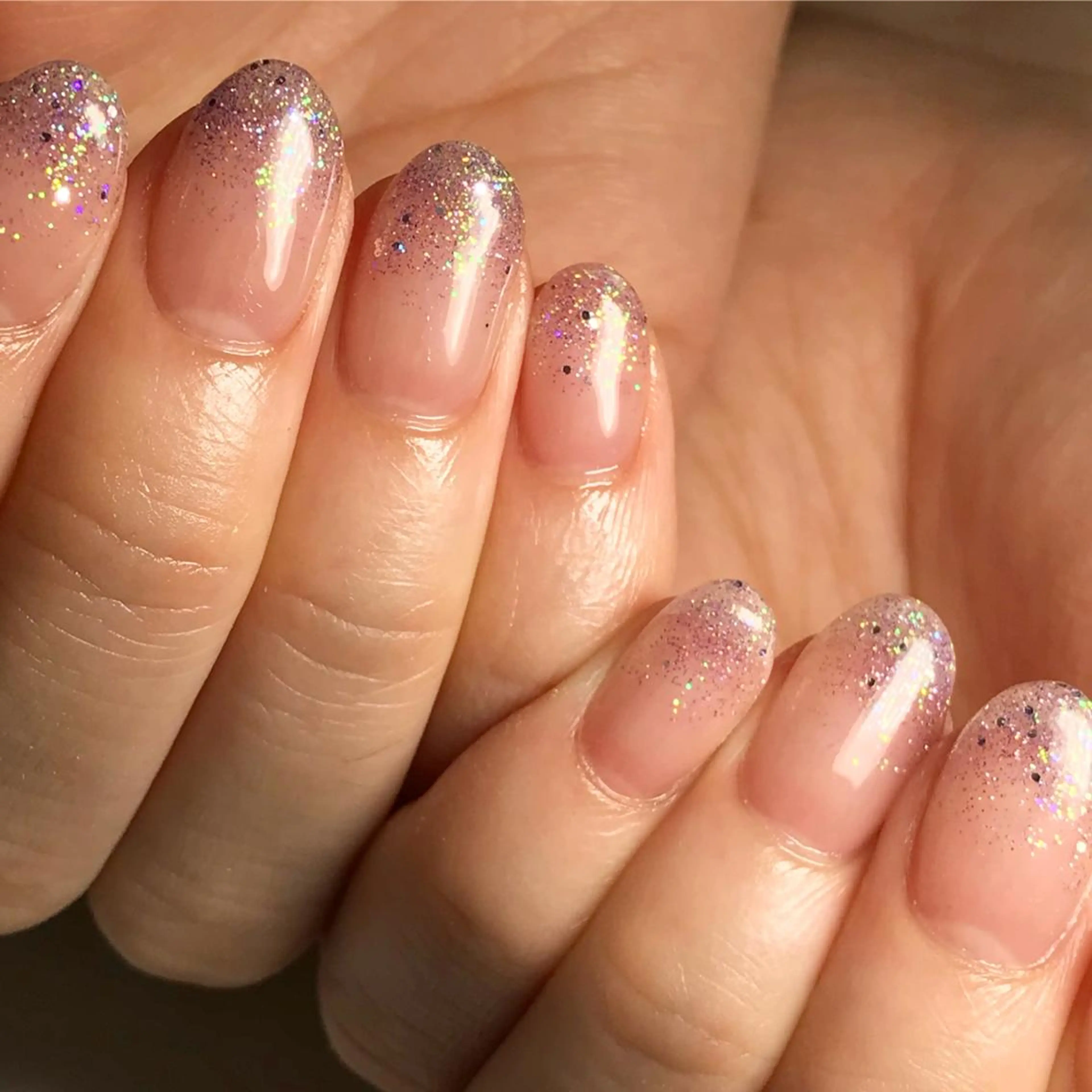 ネイル 福ネイル スタッフのネイルデザイン