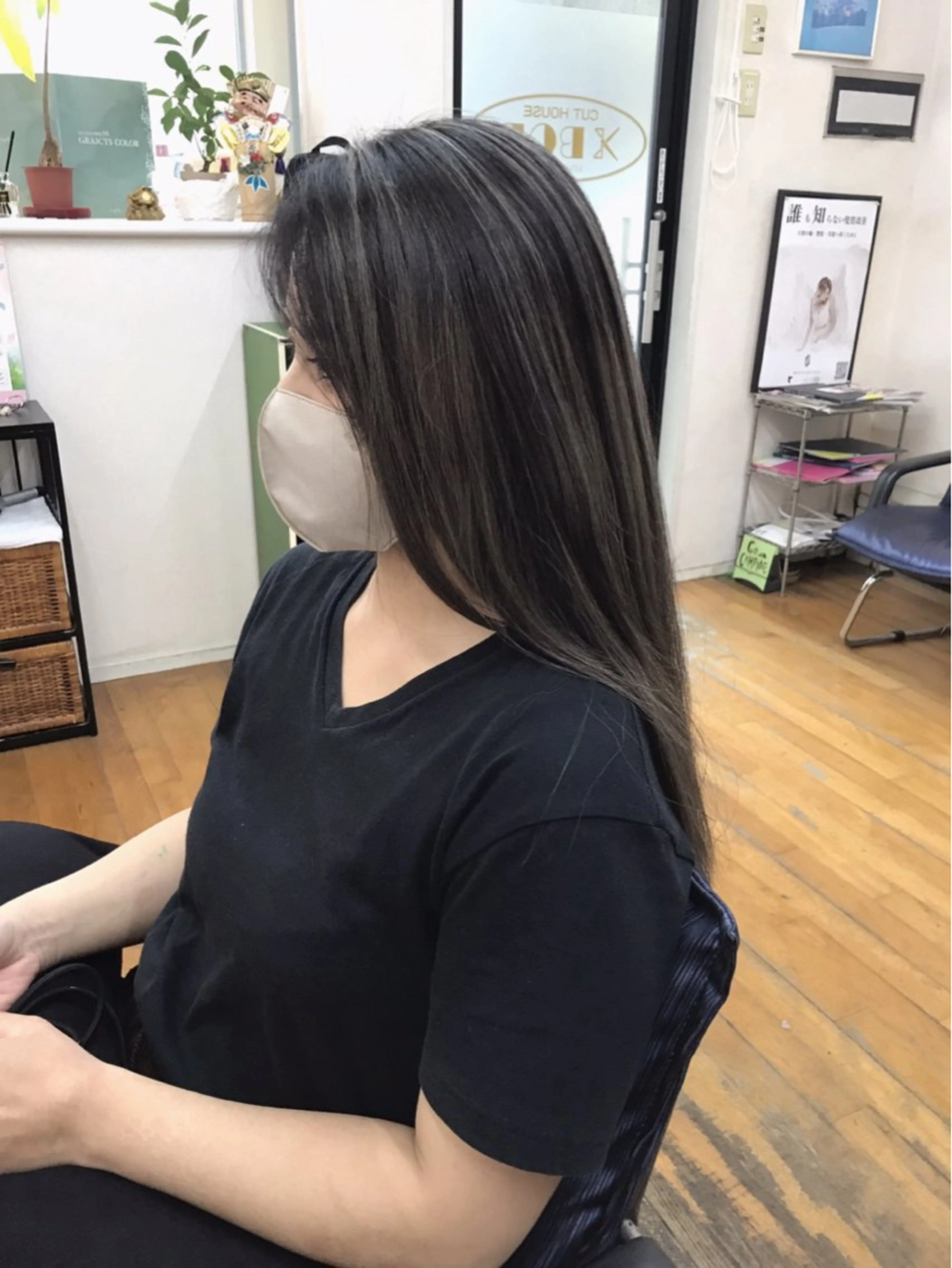 ロング カラー ヘアアレンジ バレイヤージュ レイヤーカット カット ヘアカラー トリートメント 三輪 太一のヘアスタイル