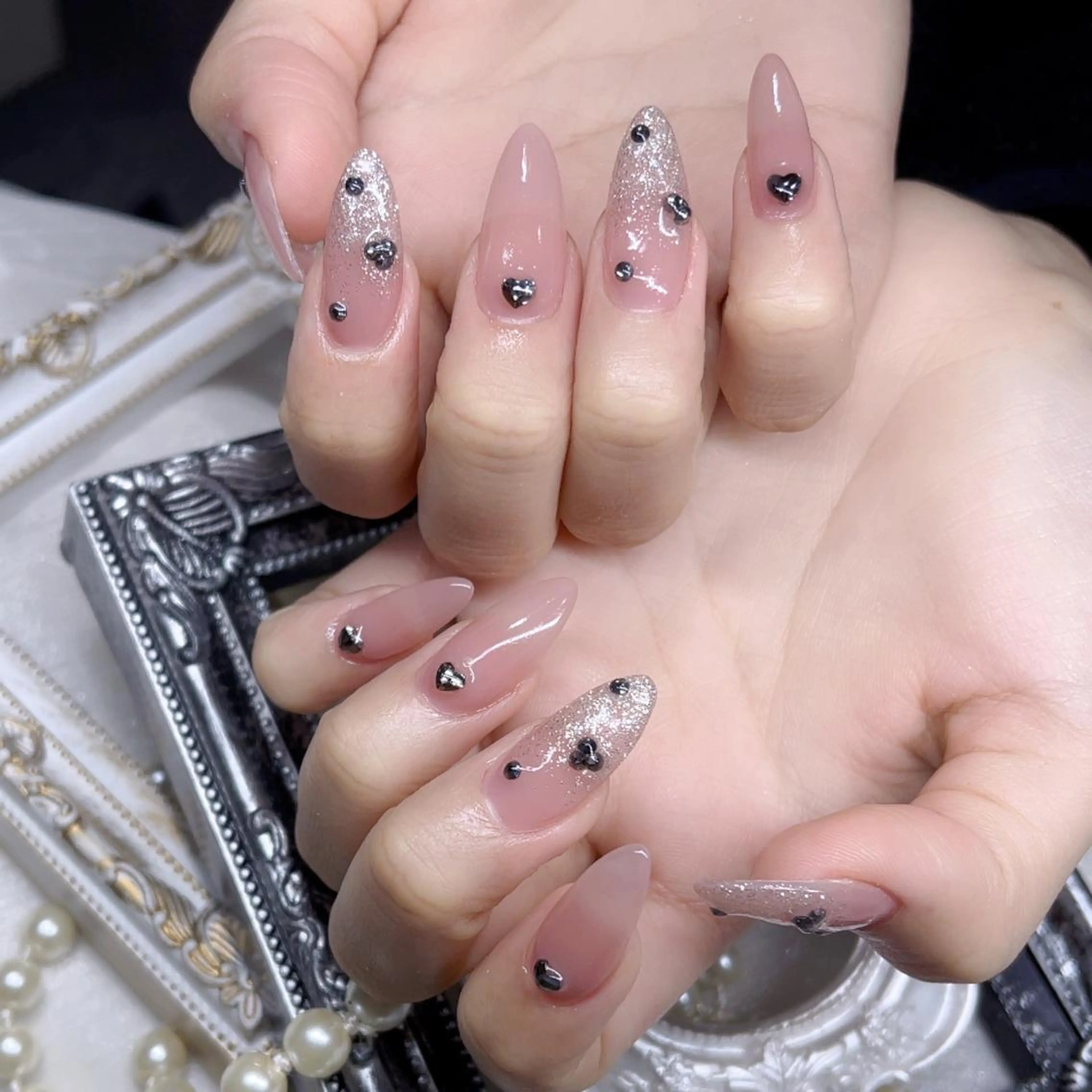 ネイル ハンドネイル Queens マオのネイルデザイン