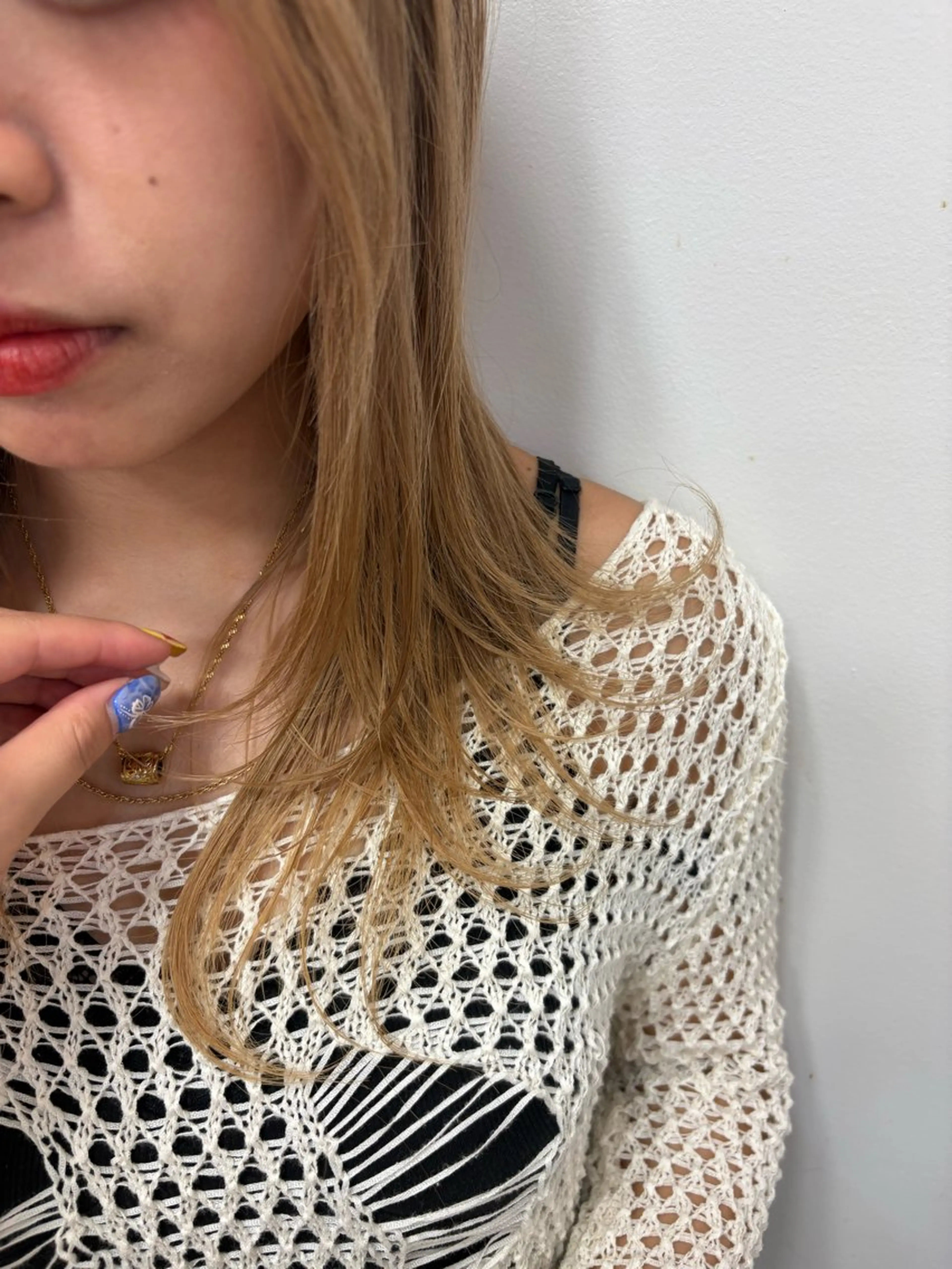 セミロング 顔まわりレイヤー 顔周りカット 外国人風カラー ハイライト レイヤーカット CREA渋沢 モデル募集🌺アイナのヘアスタイル