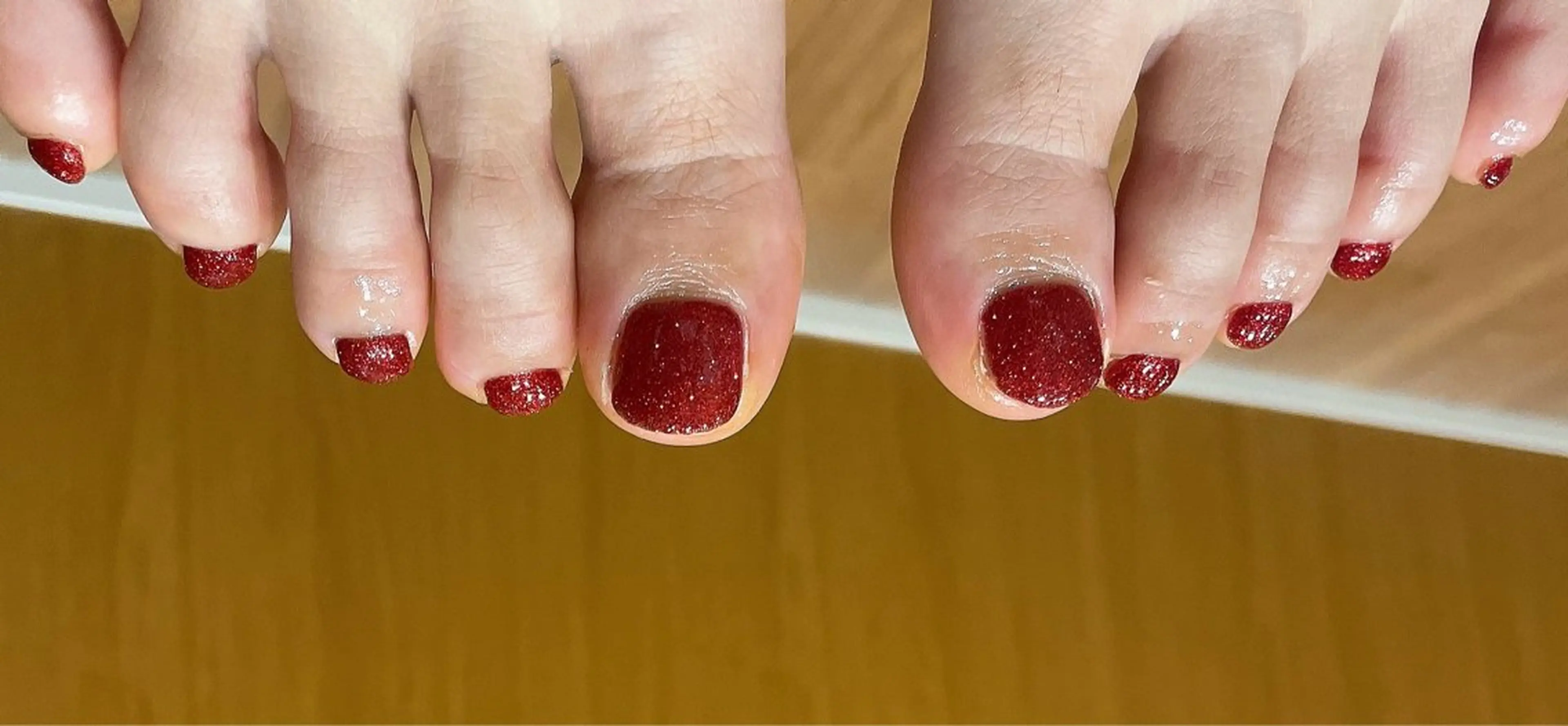 ネイル ラメ(グリッター) フットネイル liberté所属・liberté🫧 新小岩のネイルデザイン