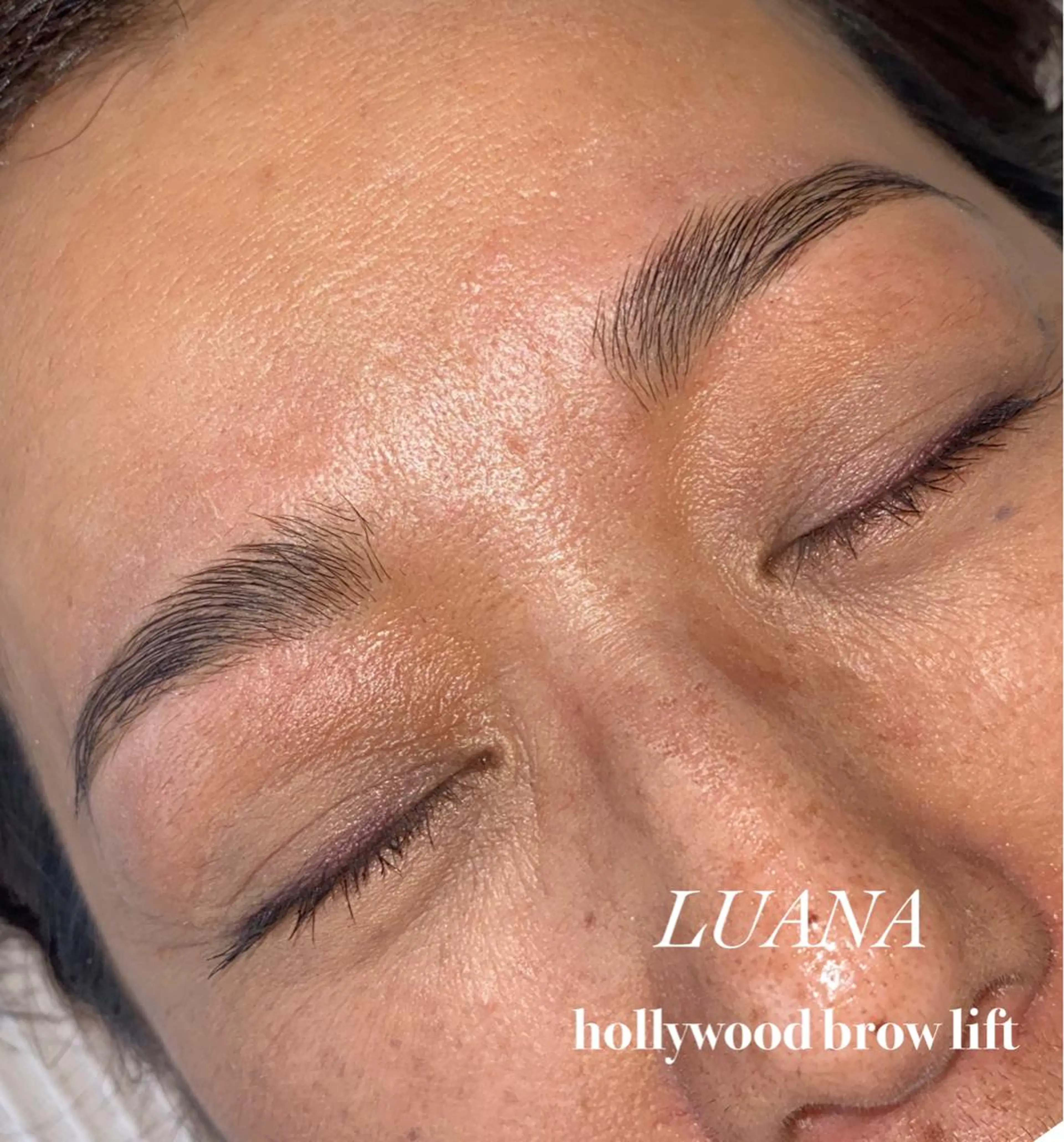 アイブロウ LUANA TAKAKOの眉毛・アイブロウイメージ