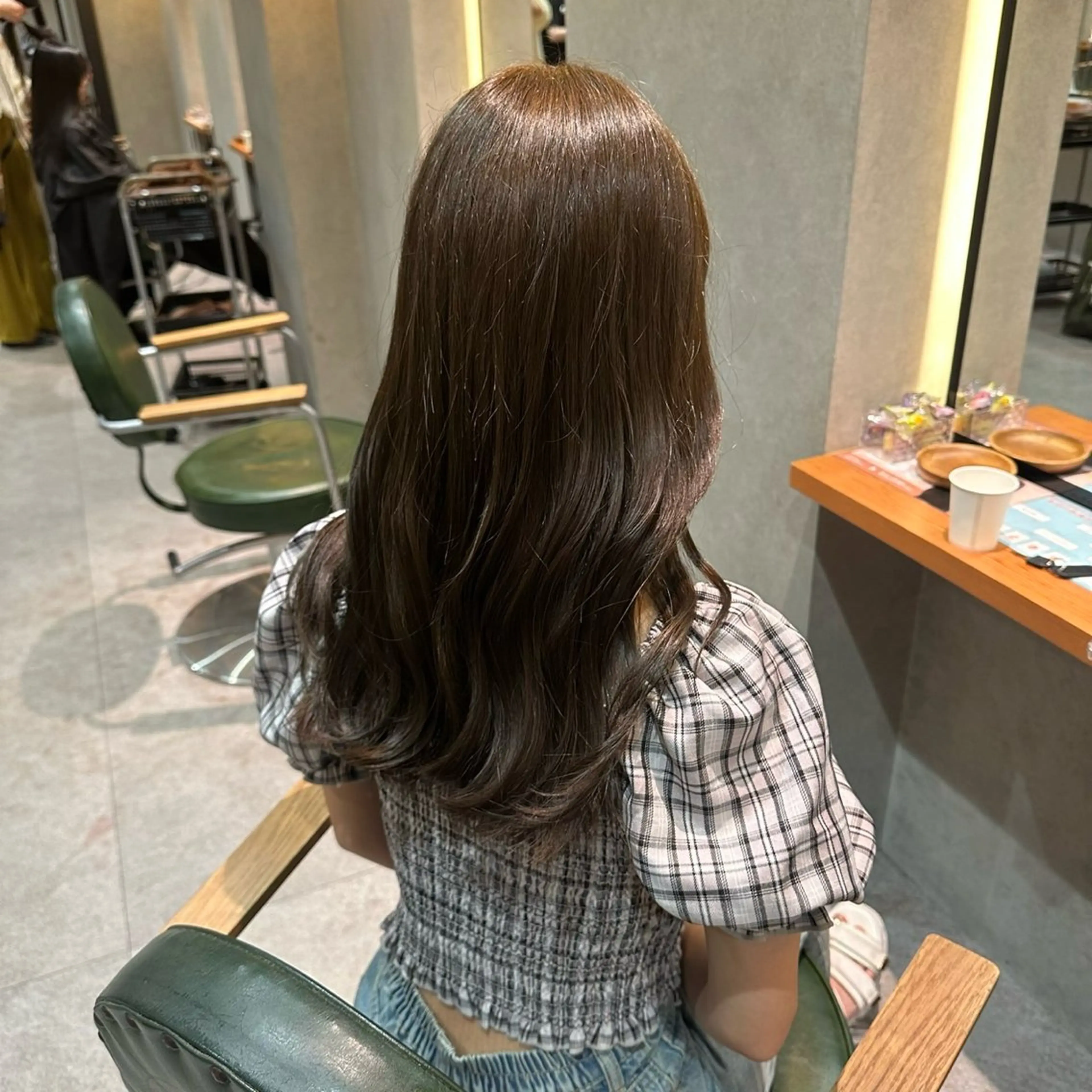 ロング HINATA / La fith河原町のヘアスタイル