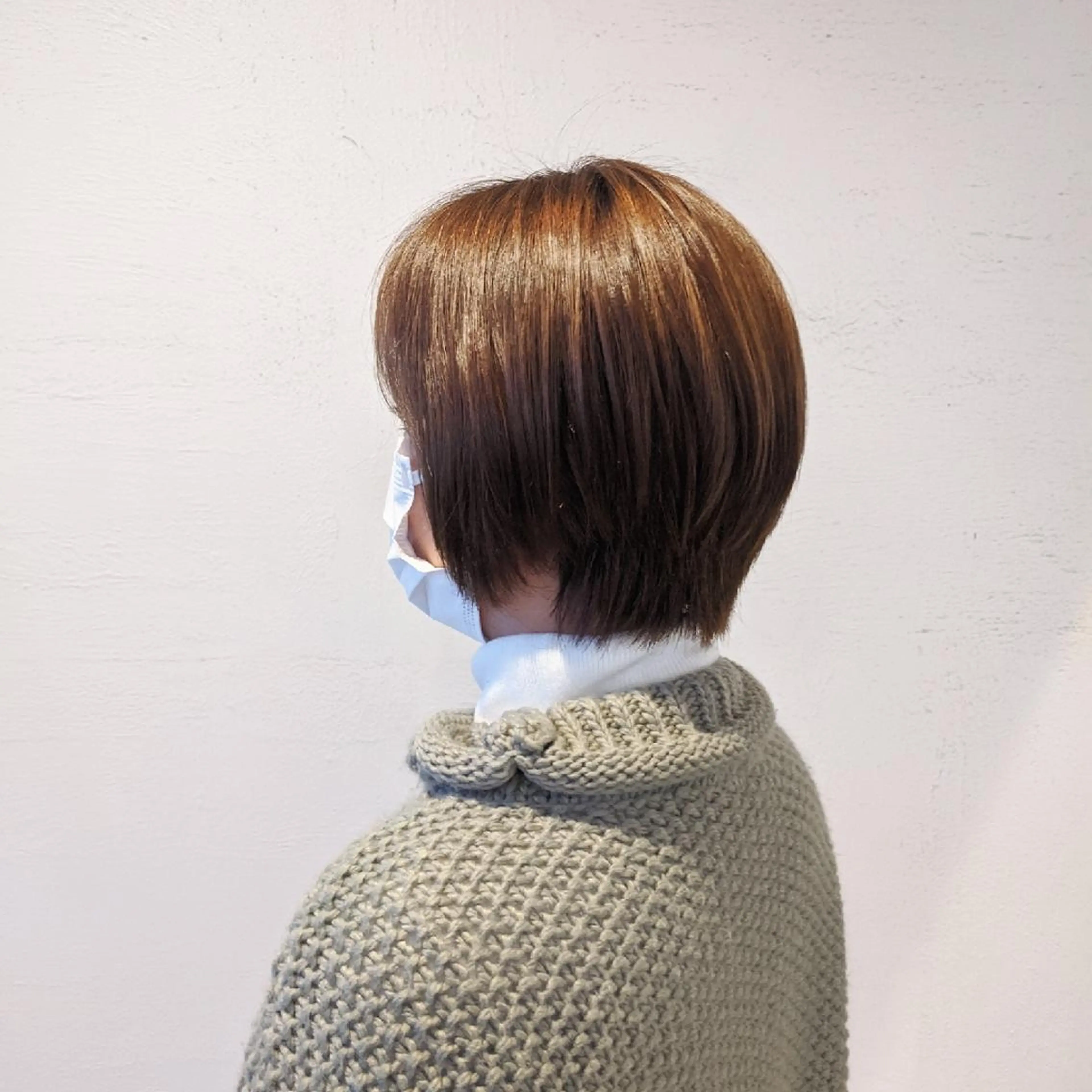 ショート カラー 浜田りほ Luxbe 博多バスターミナルのヘアスタイル