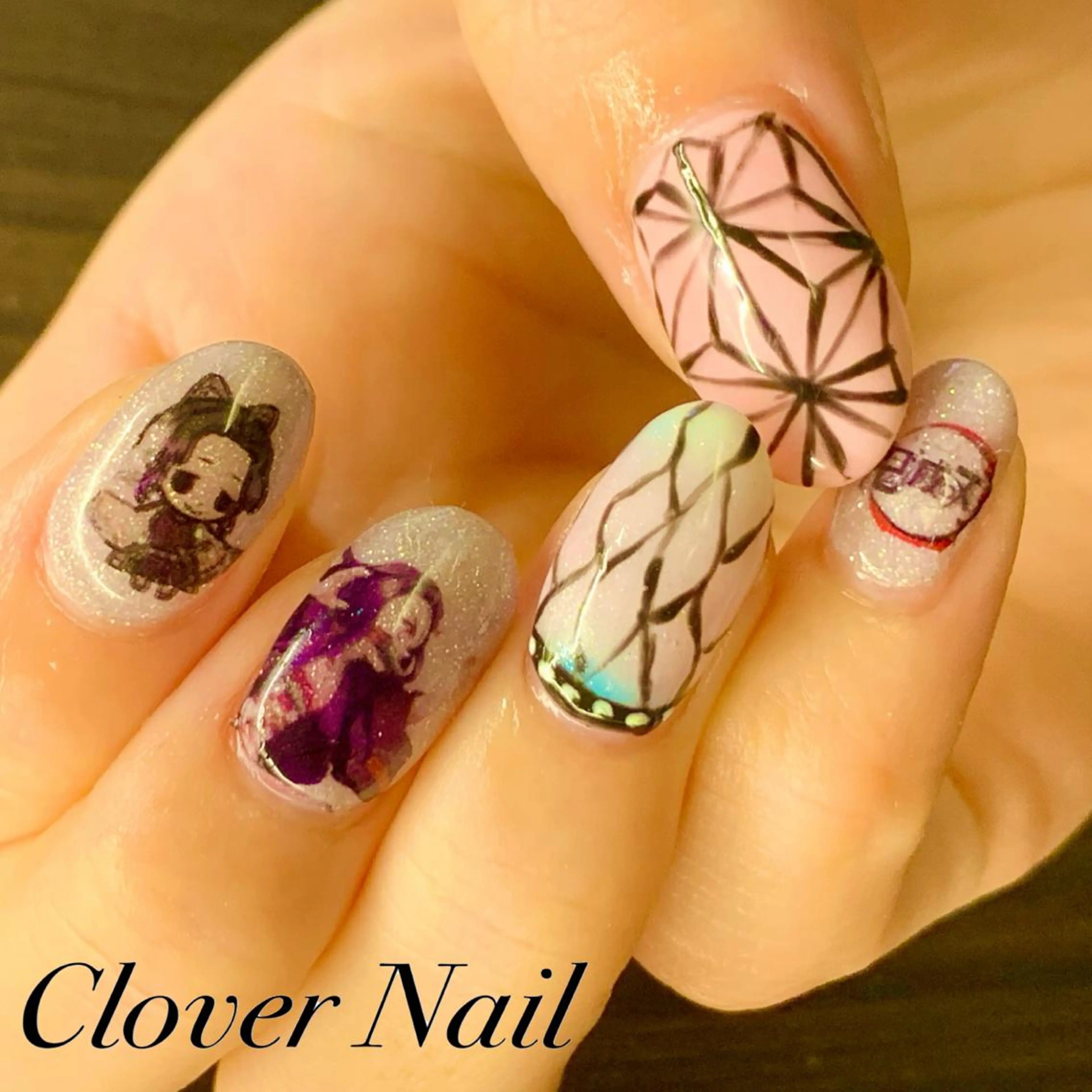 ネイル clover nailのネイルデザイン